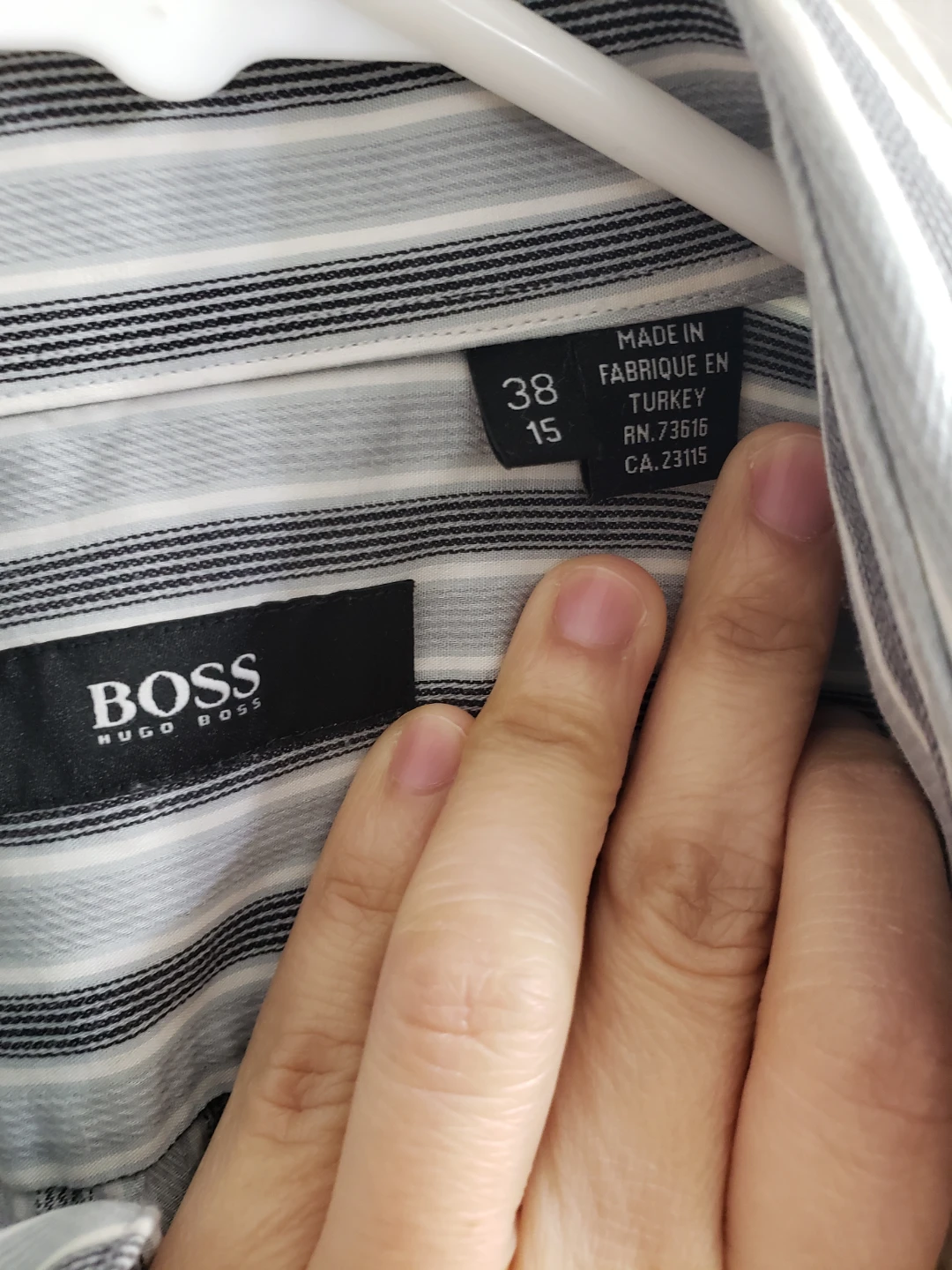 BOSS Hugo Boss Men's Striped Dress Shirt Size 15 or fit to small - photo 3