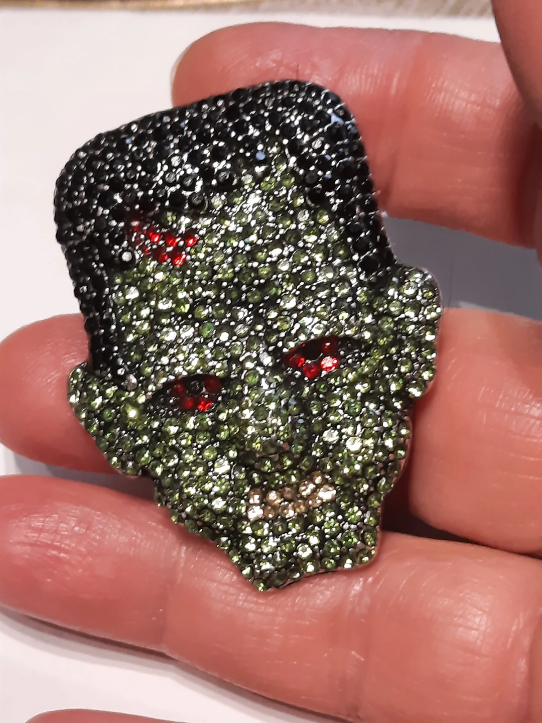 Frankenstein Head Brooch - photo 4
