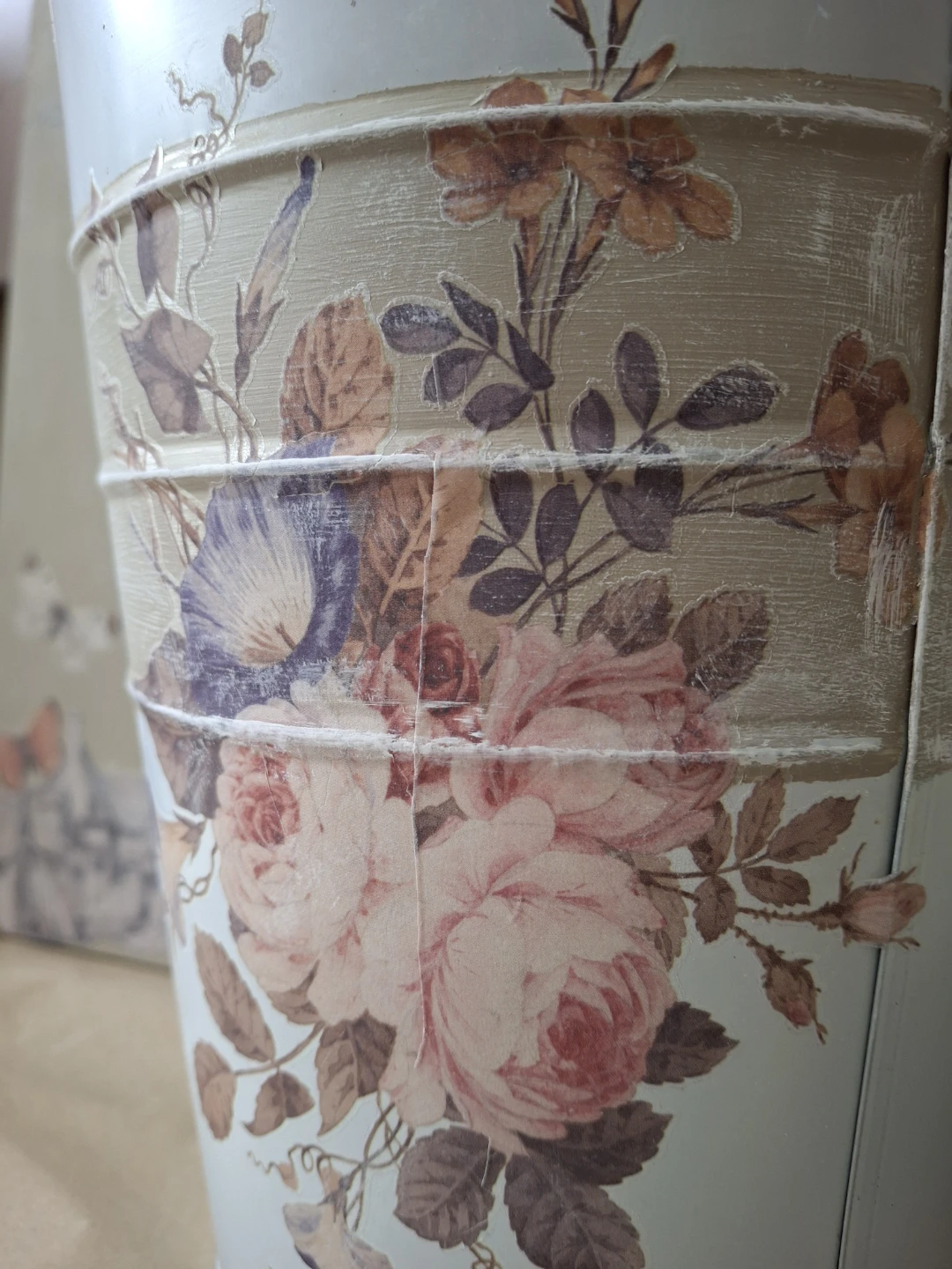 Decorative Tin Pail with Rope Handles - photo 2