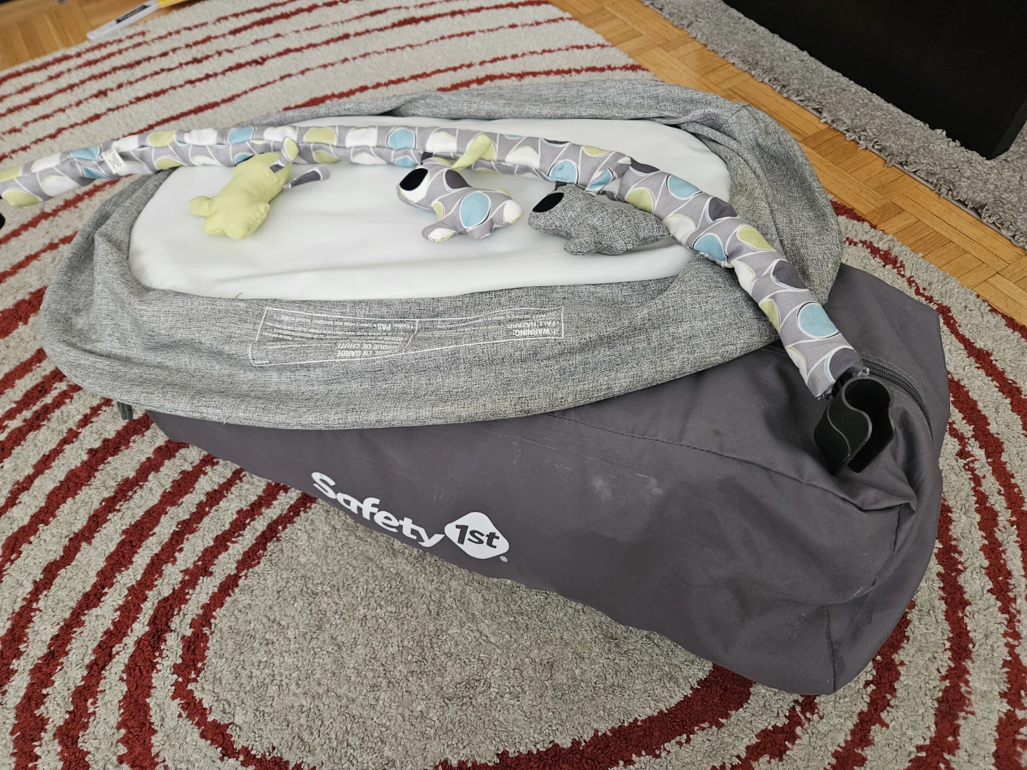 Safety 1st Playard with Bassinet - photo 2