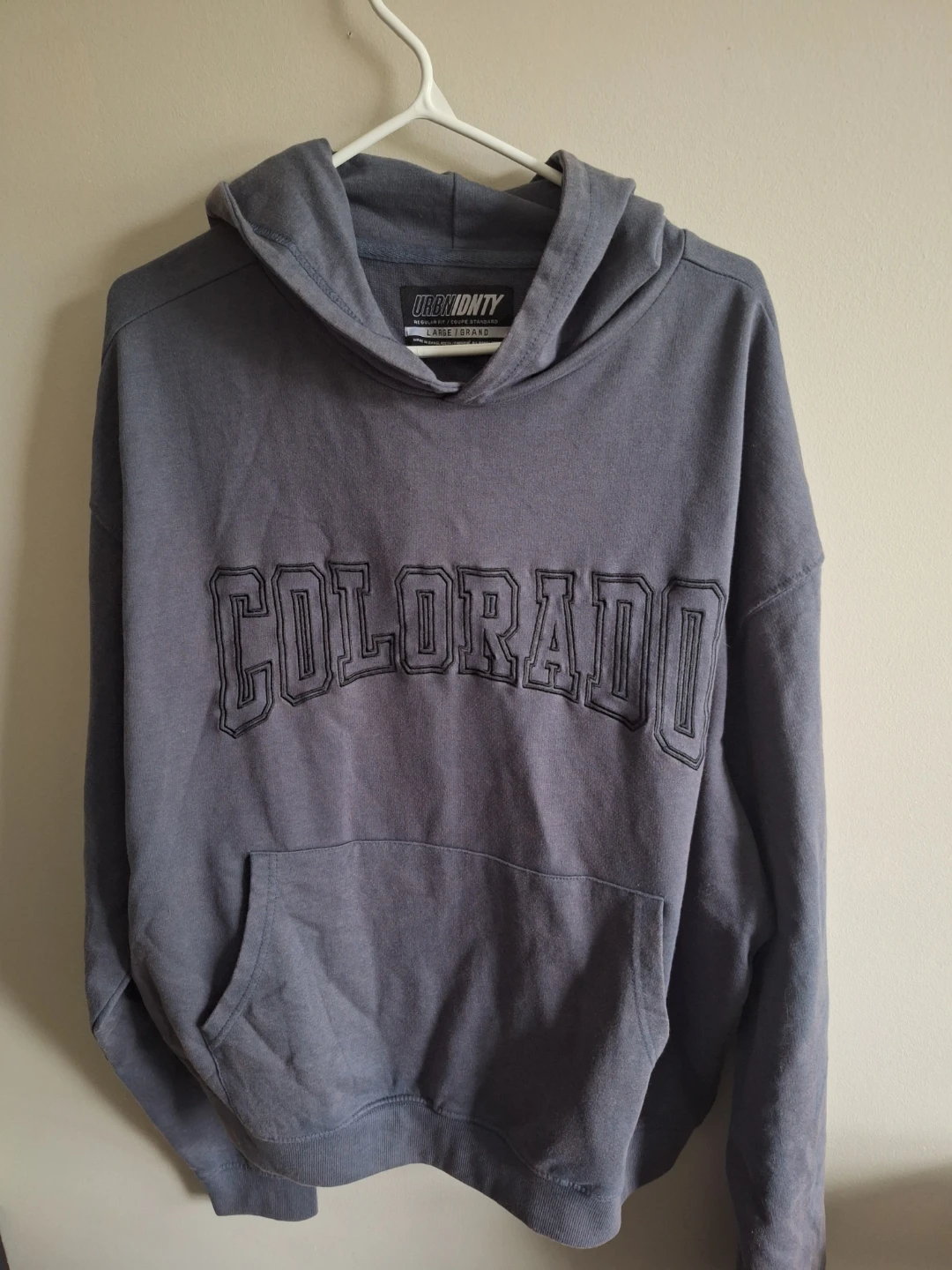 NEW URBNIDNTY Colorado Hoodie - Large