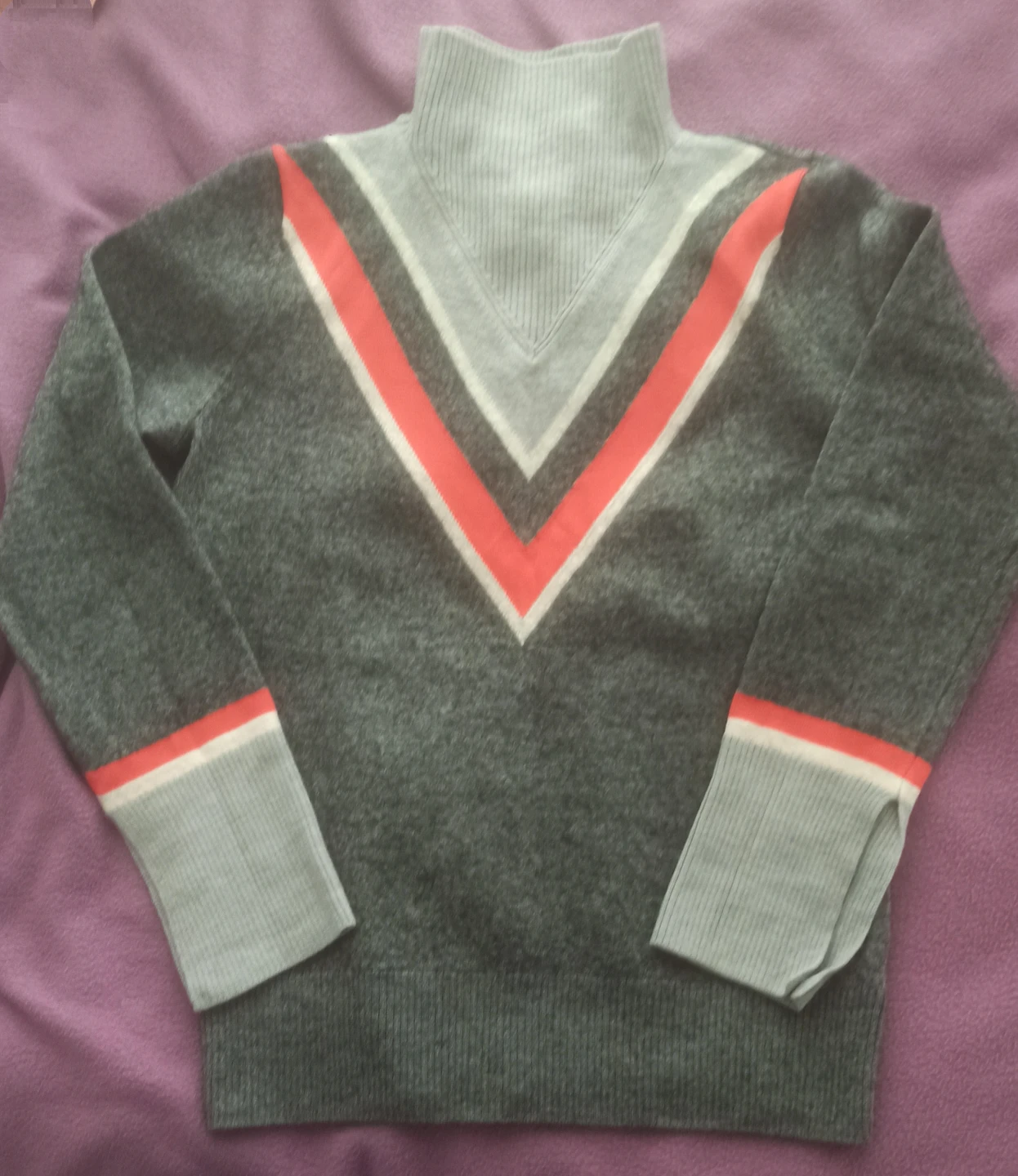 Max Studio Grey V-Neck Sweater