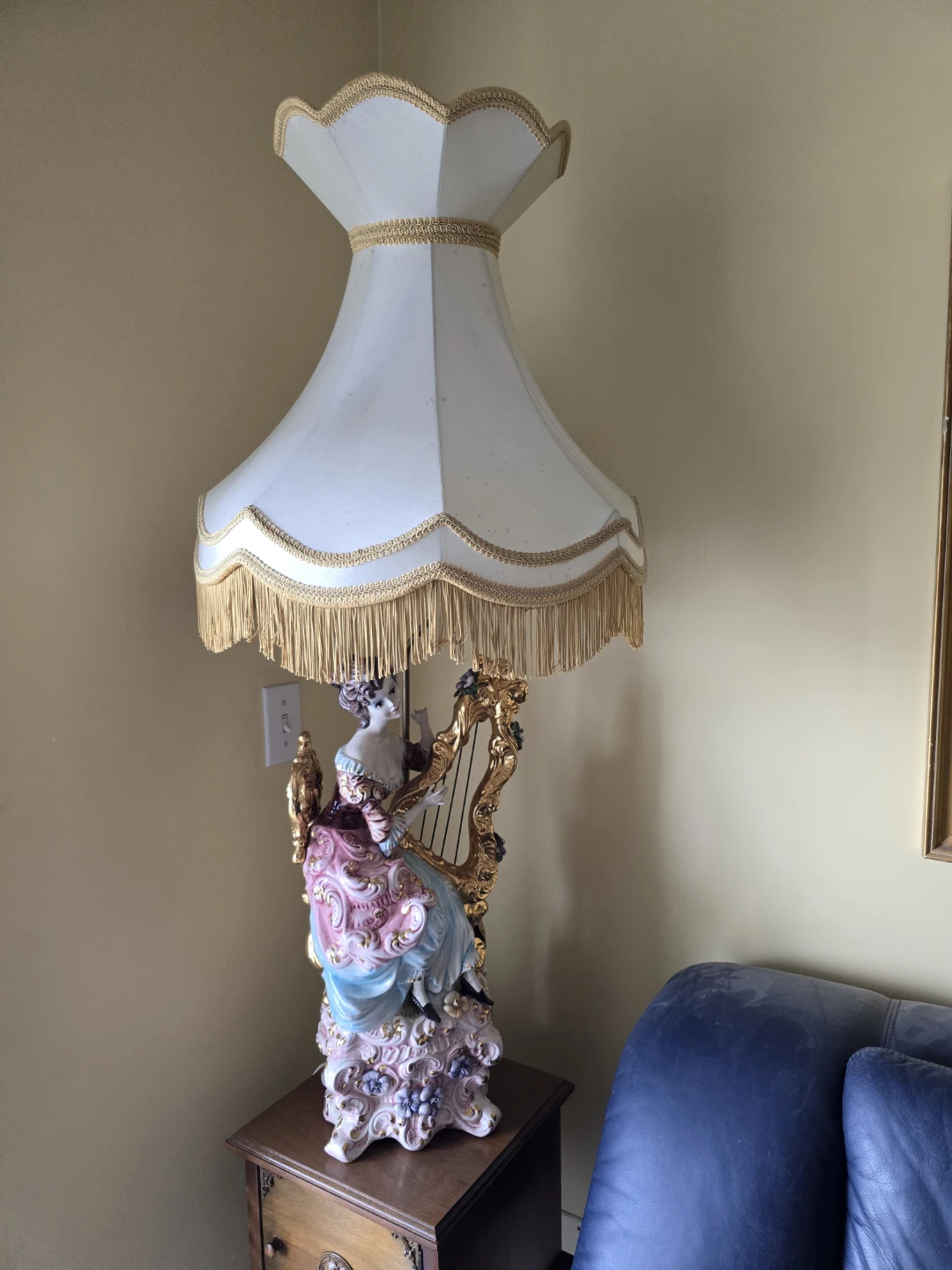 Porcelain Figurine Lamp with Harp Player and Fringed Shade - photo 5