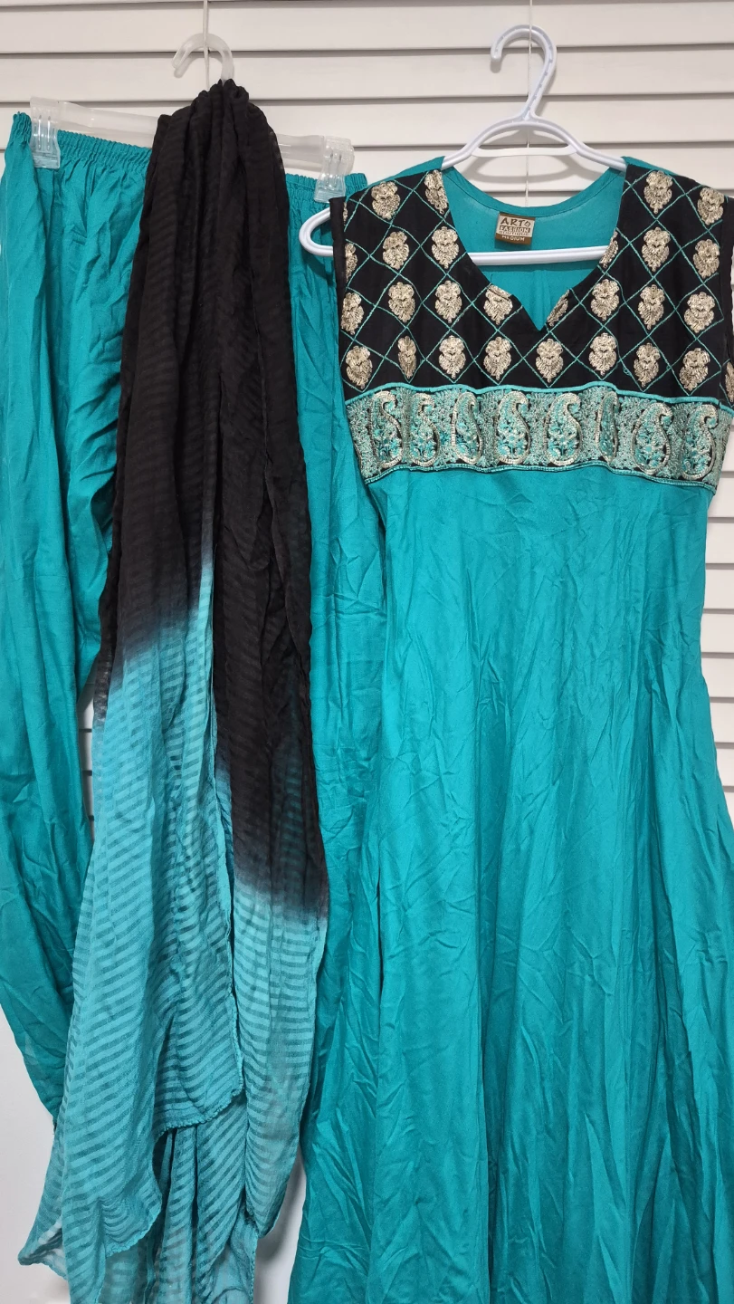 Teal Salwar Kameez Set with Dupatta - Medium - photo 2