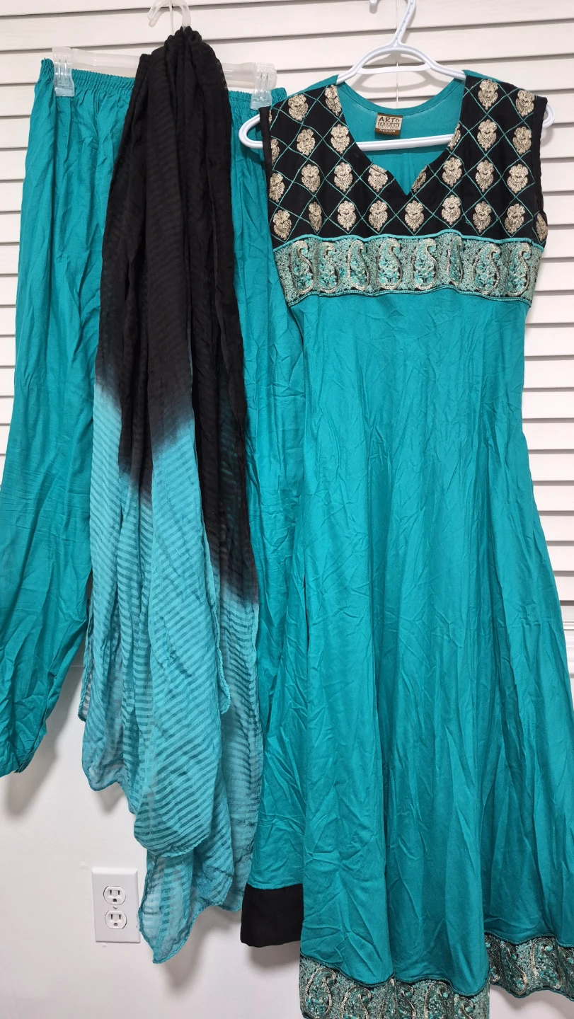 Teal Salwar Kameez Set with Dupatta - Medium - photo 3