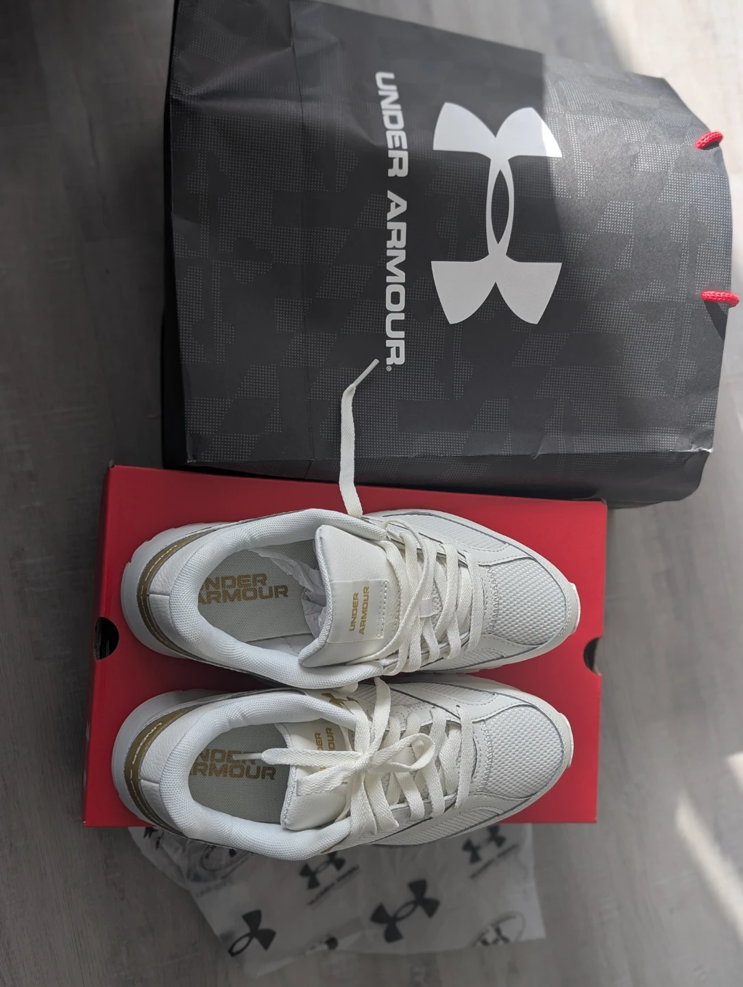 Under Armour White & Gold Sneakers - Size 8.5 - photo 4