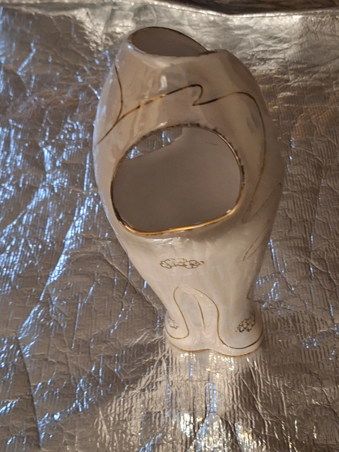 White Ceramic Vase with Gold Trim - photo 3