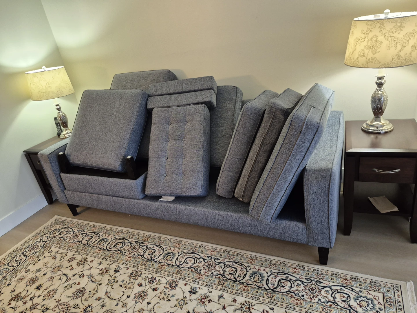 Grey Sectional Sofa with Tufted Cushions - photo 3