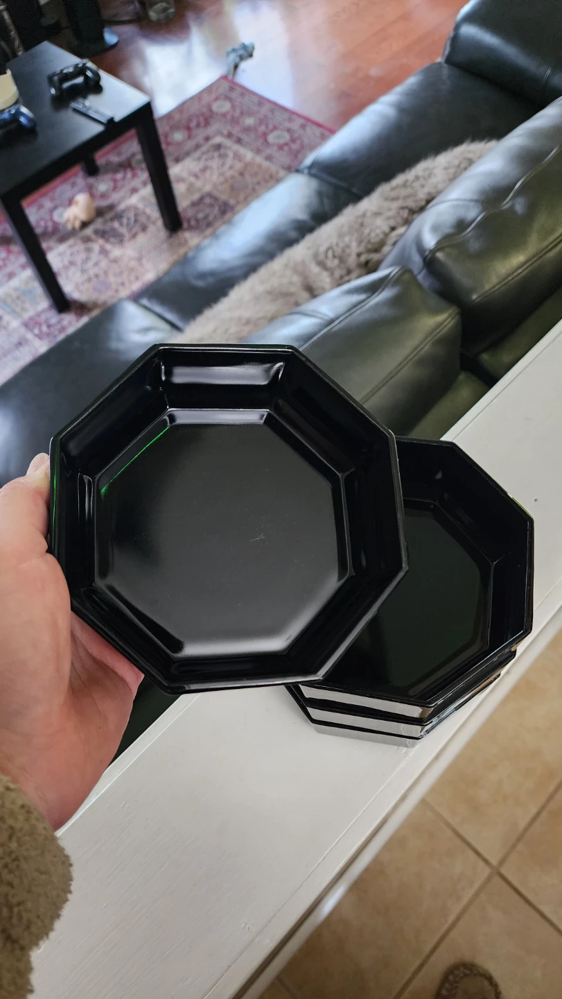 Set of 4 Black Octagonal Bowls and plates - photo 3
