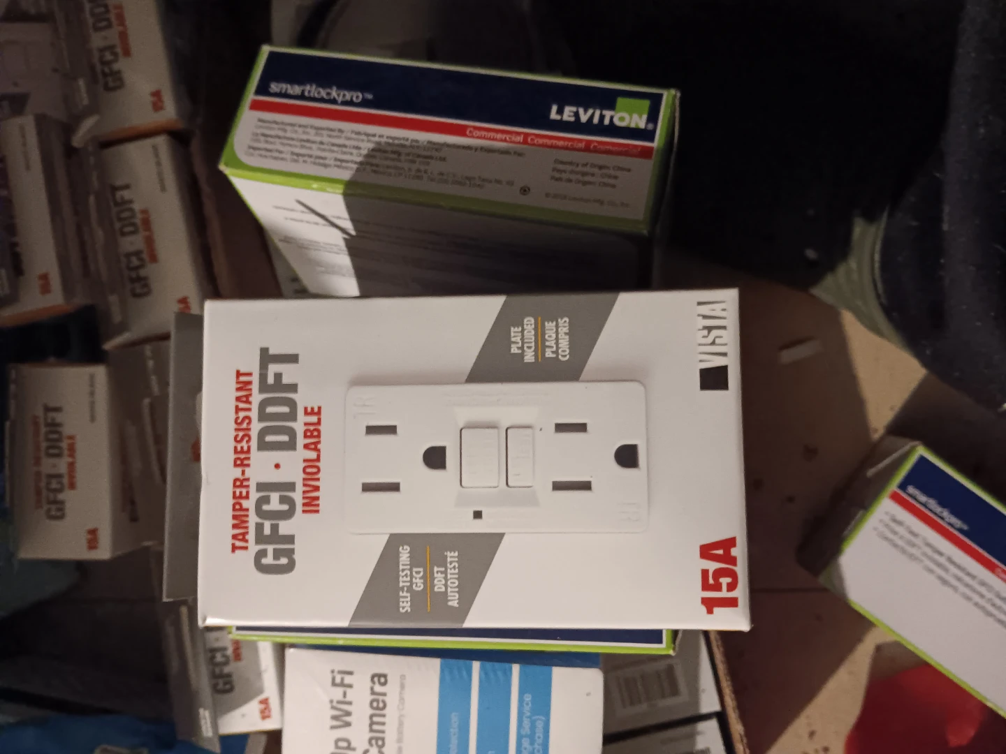 Vista Tamper-Resistant GFCI Duplex Outlet 15A