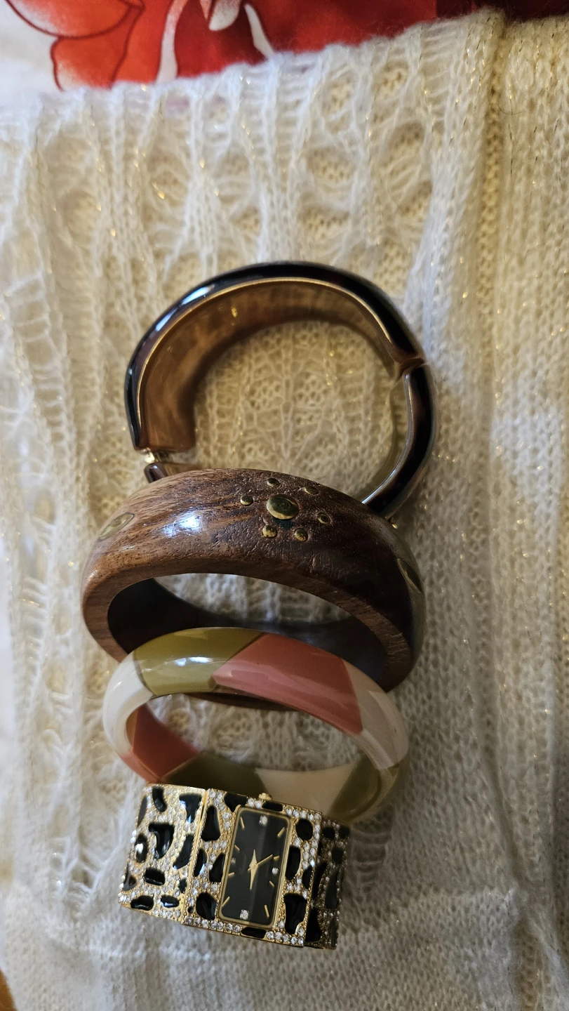 Set of 4 Bracelets and Watch - photo 3
