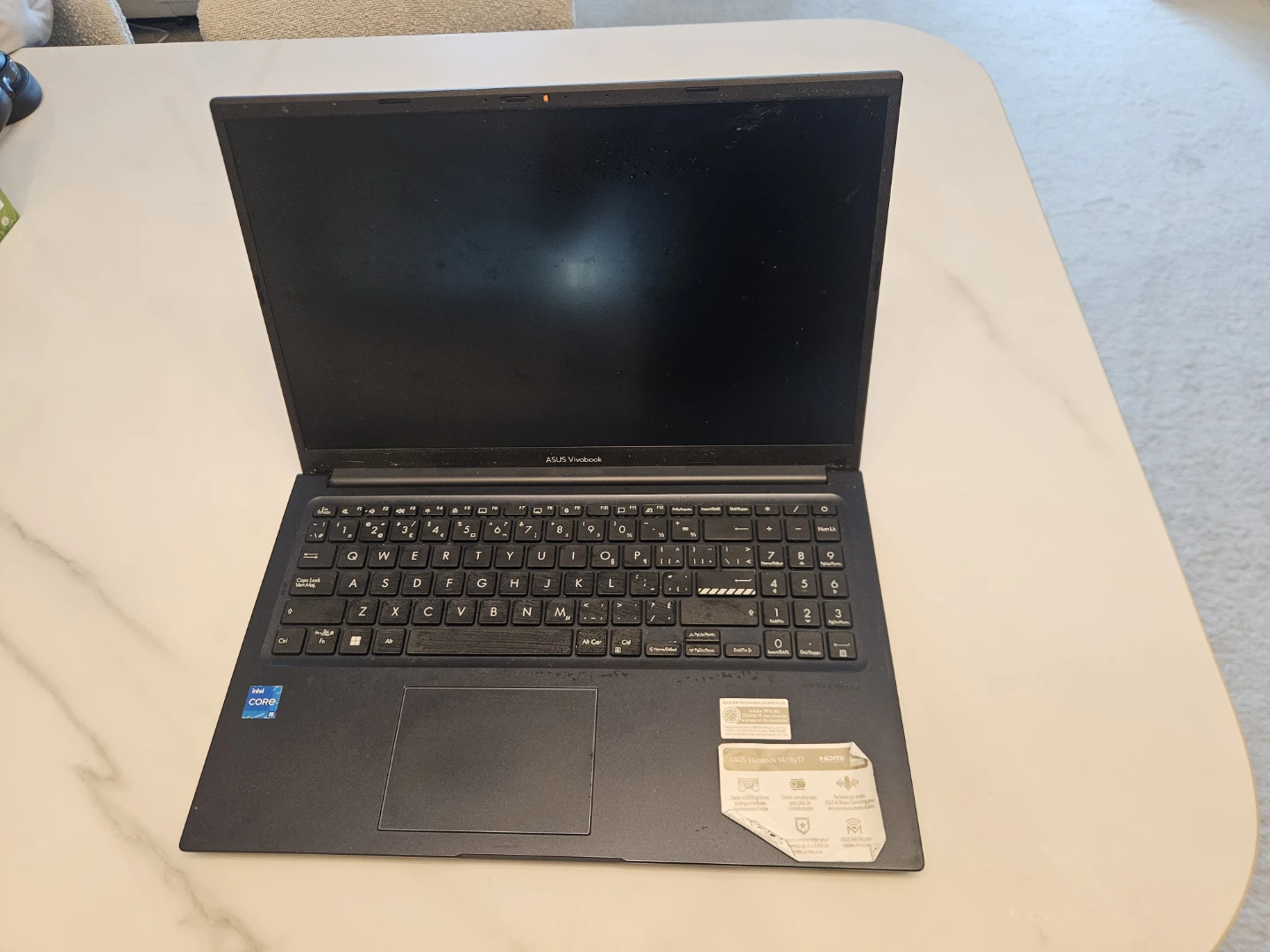 ASUS VivoBook Laptop