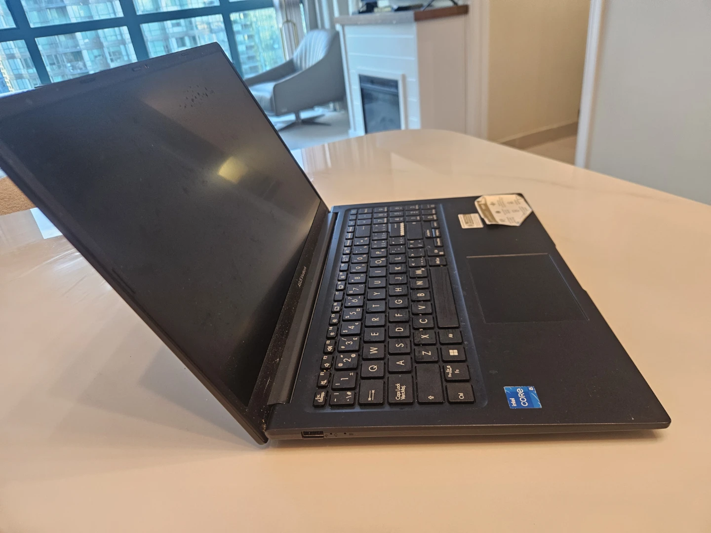 ASUS VivoBook Laptop - photo 4