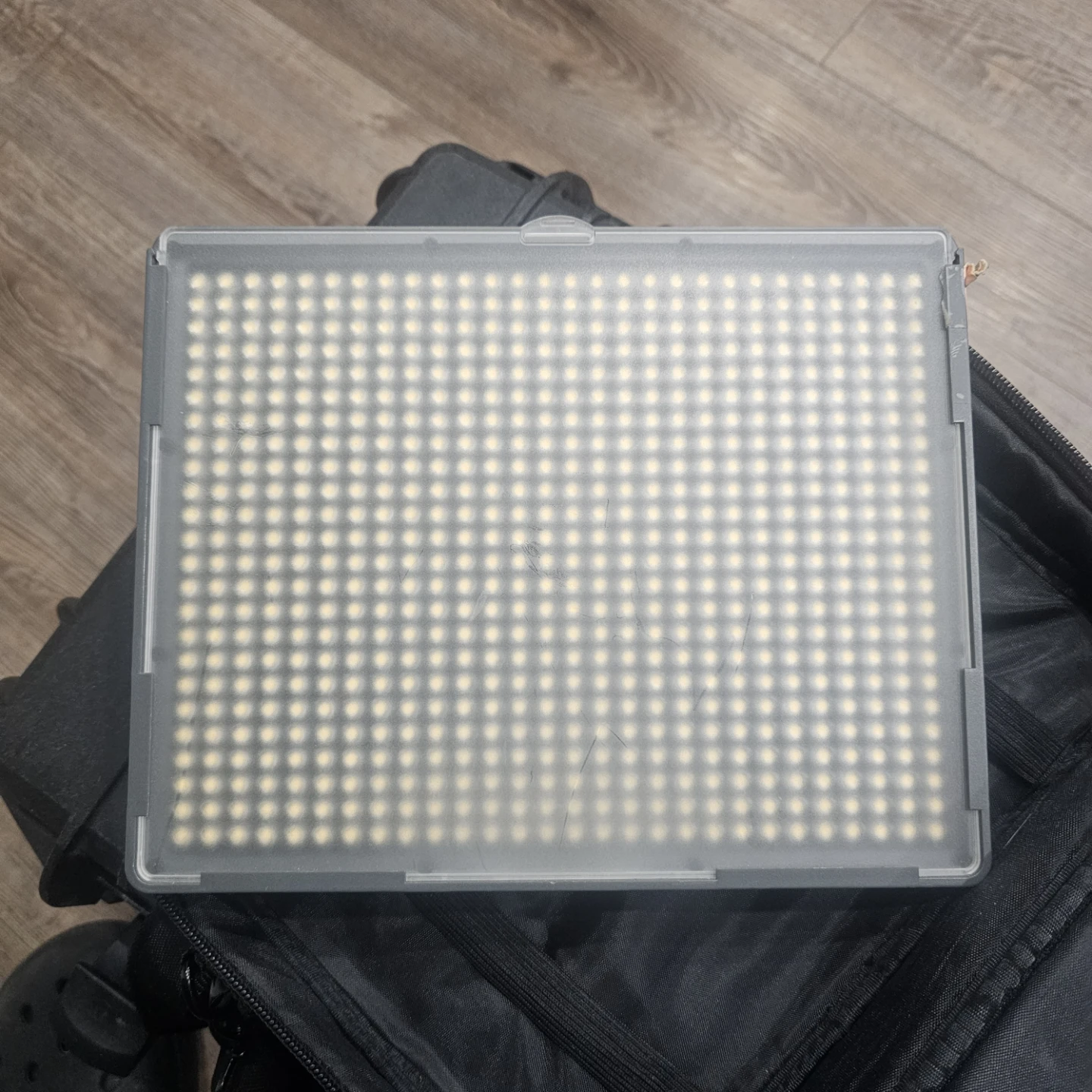 Aputure Amaran HR672W LED Video Light - photo 3