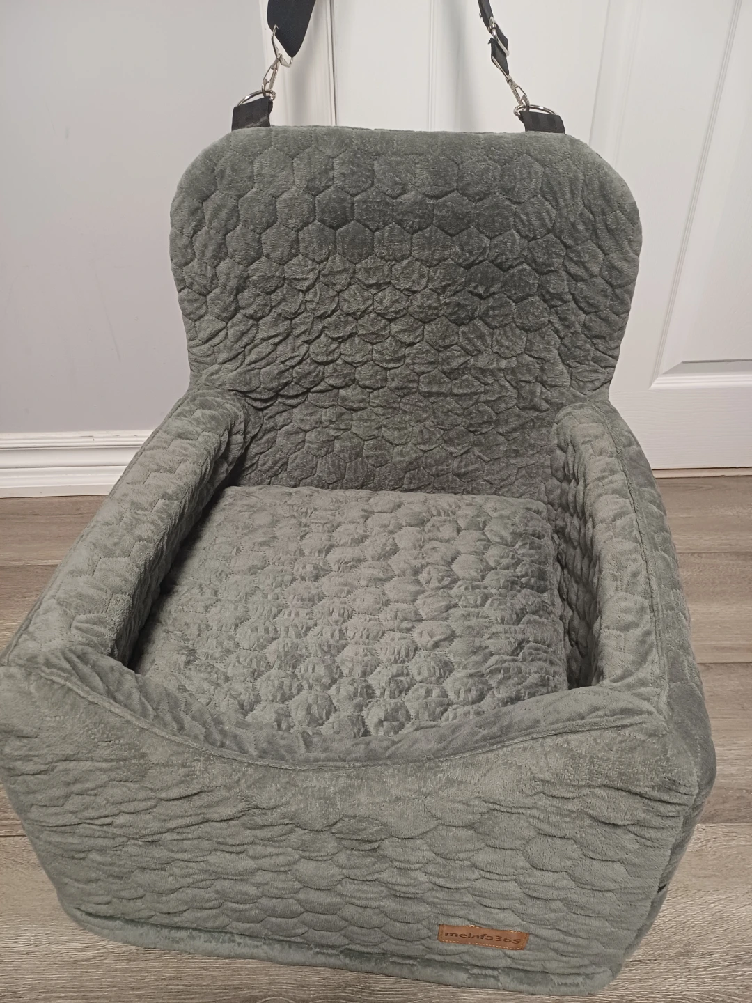 Melafa 365 Pet Car Seat Booster - photo 2