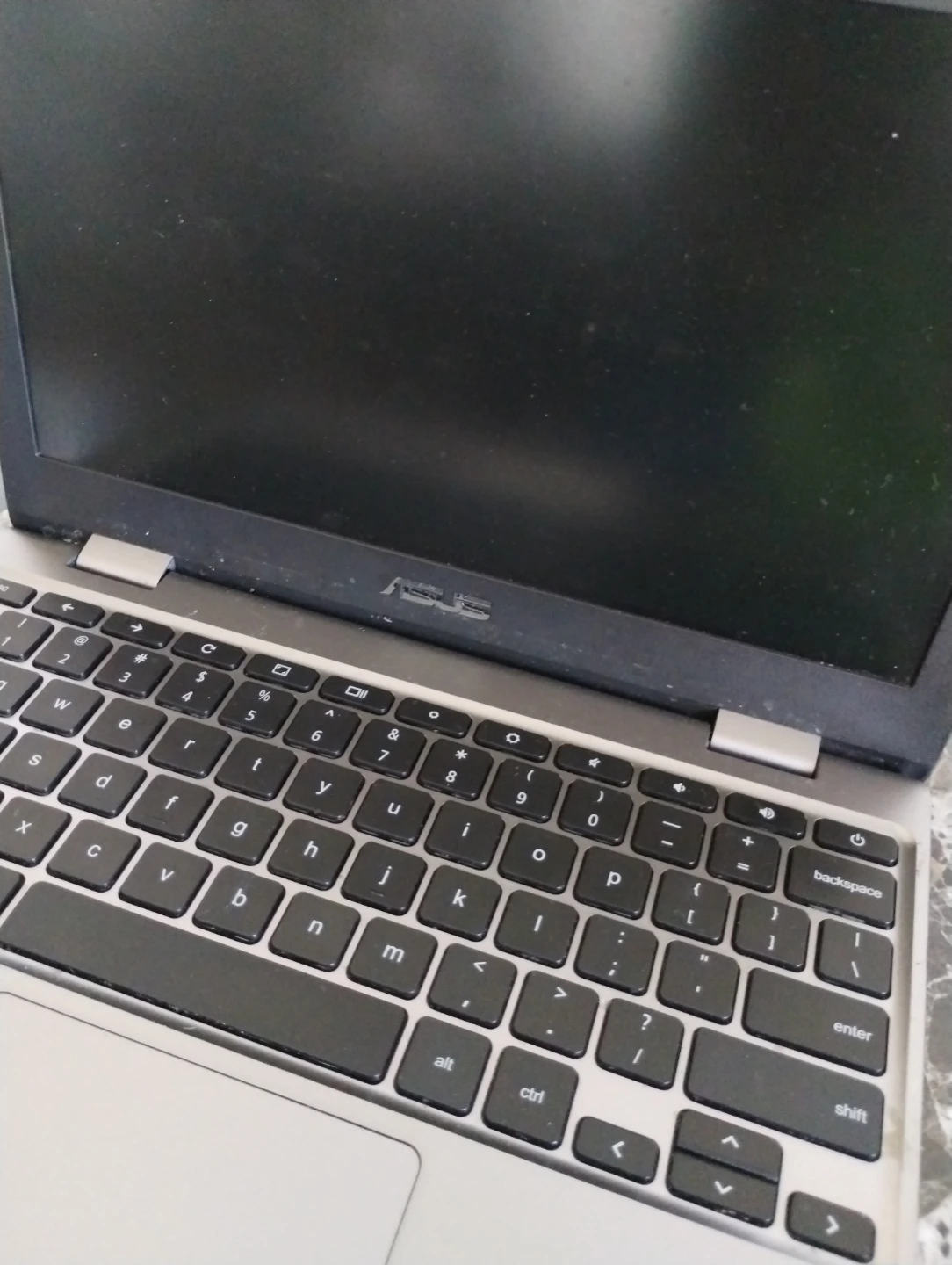 ASUS Chromebook 🥕