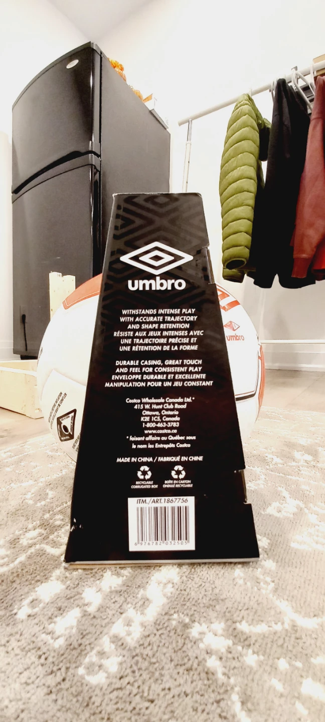 Umbro Classico Soccer Ball - Size 5 - photo 2