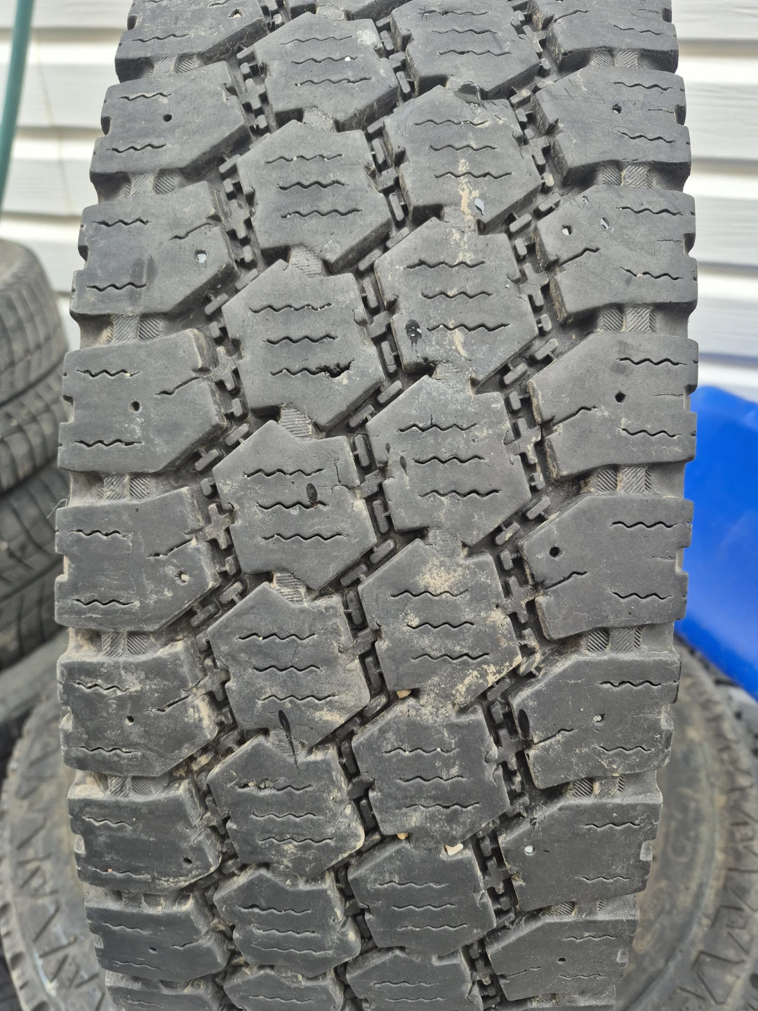 225/70R19.5 six All-Season Tire
