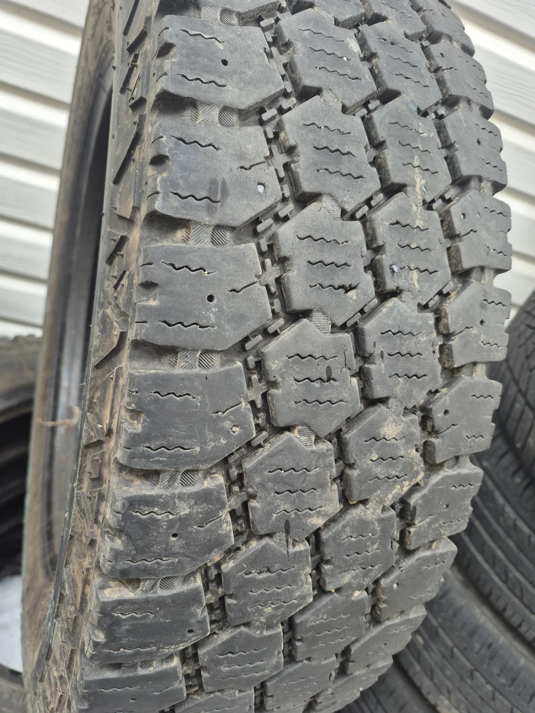 225/70R19.5 six All-Season Tire - photo 3