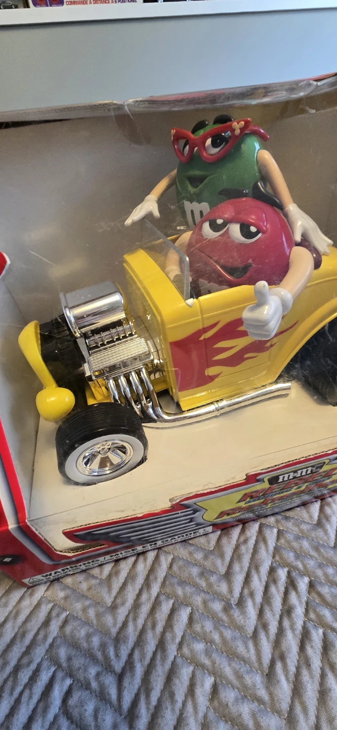M&M's Rebel Without a Pause Hot Rod Collectible - photo 2