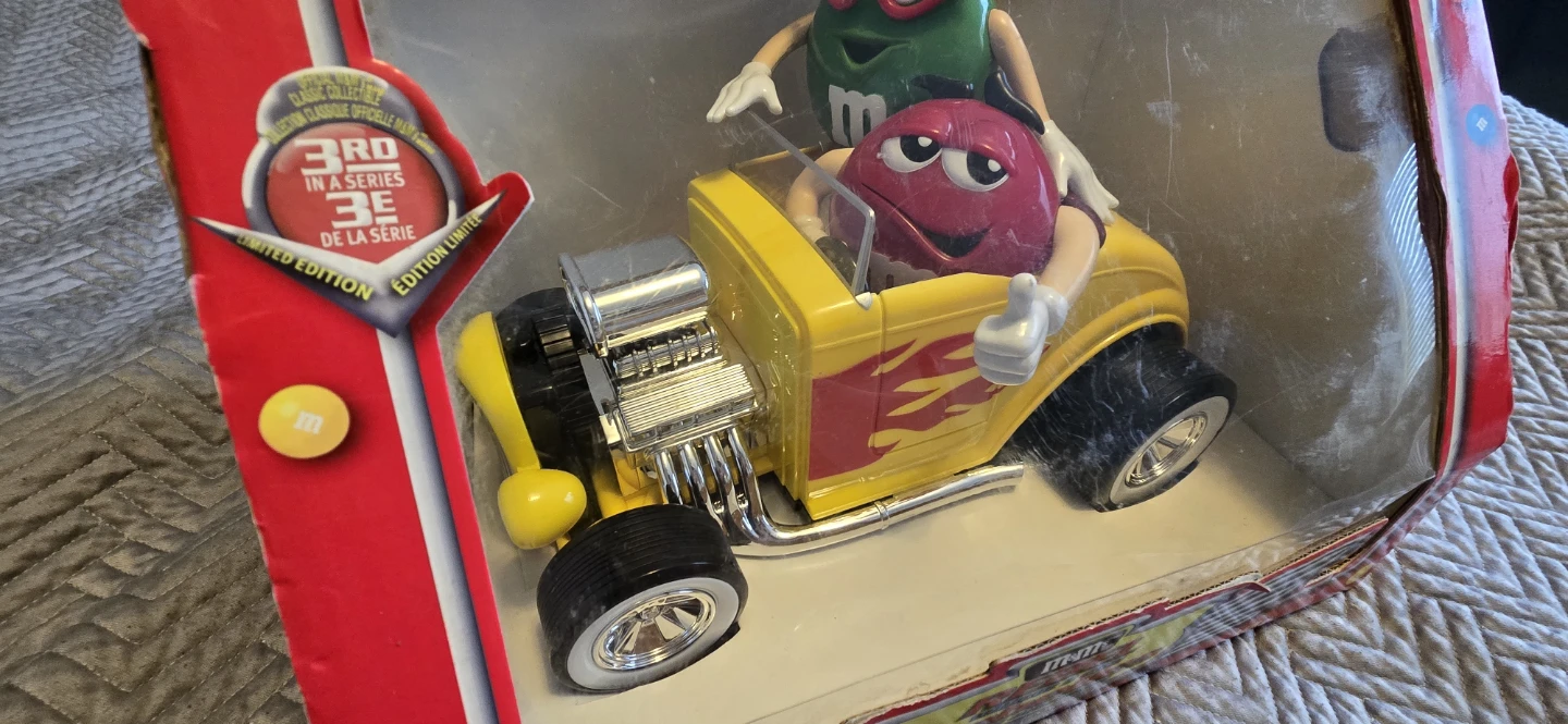 M&M's Rebel Without a Pause Hot Rod Collectible - photo 4