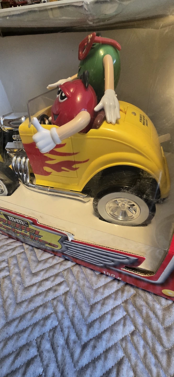 M&M's Rebel Without a Pause Hot Rod Collectible - photo 5
