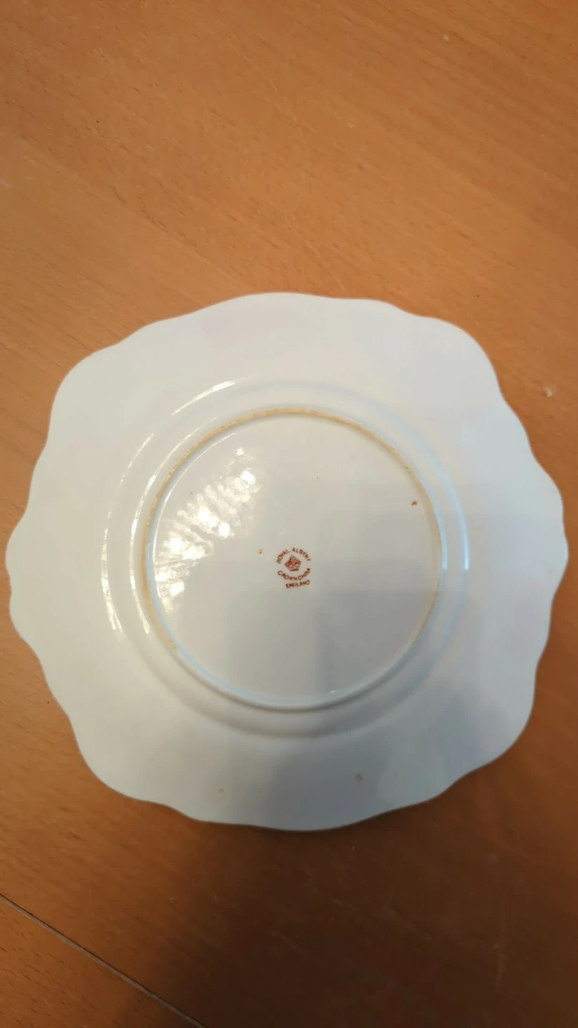 Royal Albert Bone China Plate - photo 3
