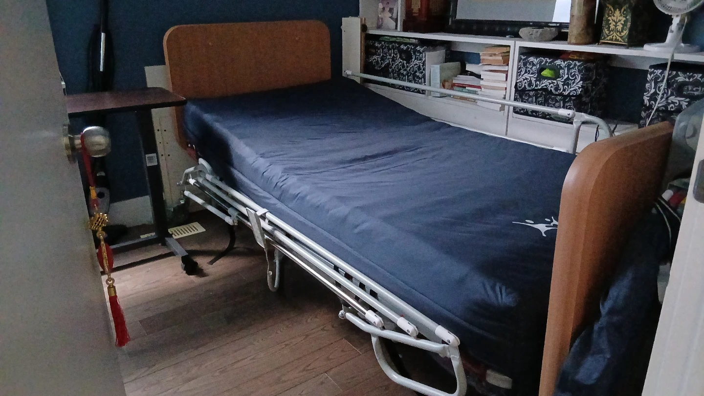 Drive Medical Salute RDX Hospital Bed - photo 2