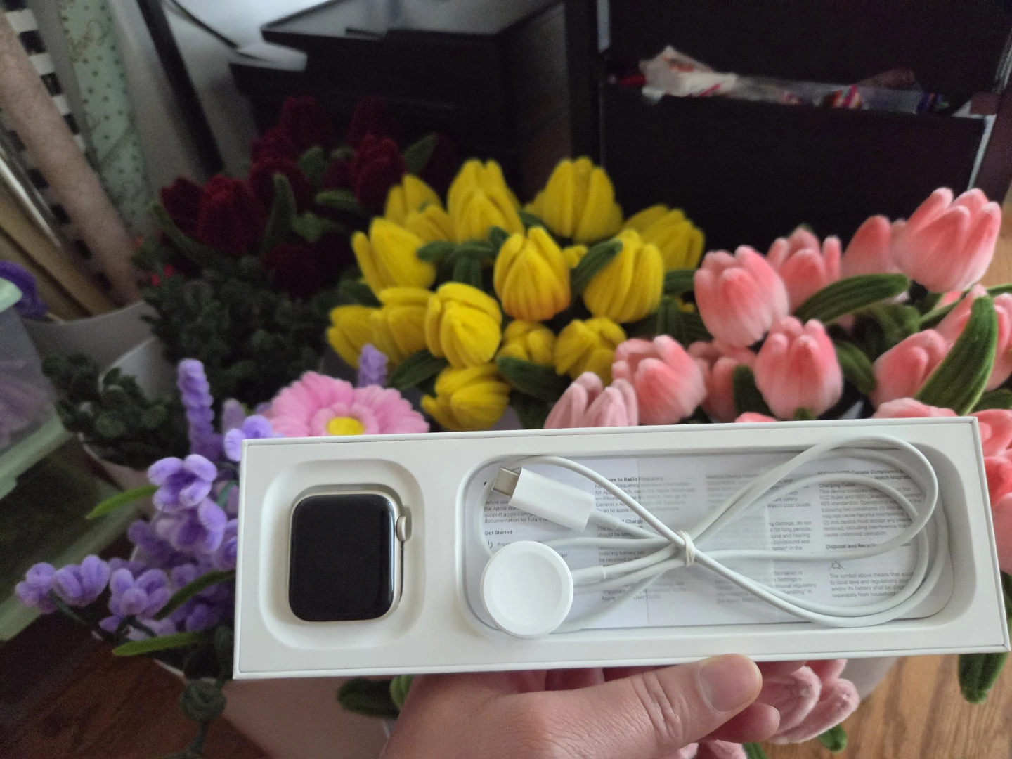 Apple Watch SE (Gen 2) 40mm Starlight Aluminum GPS - photo 2