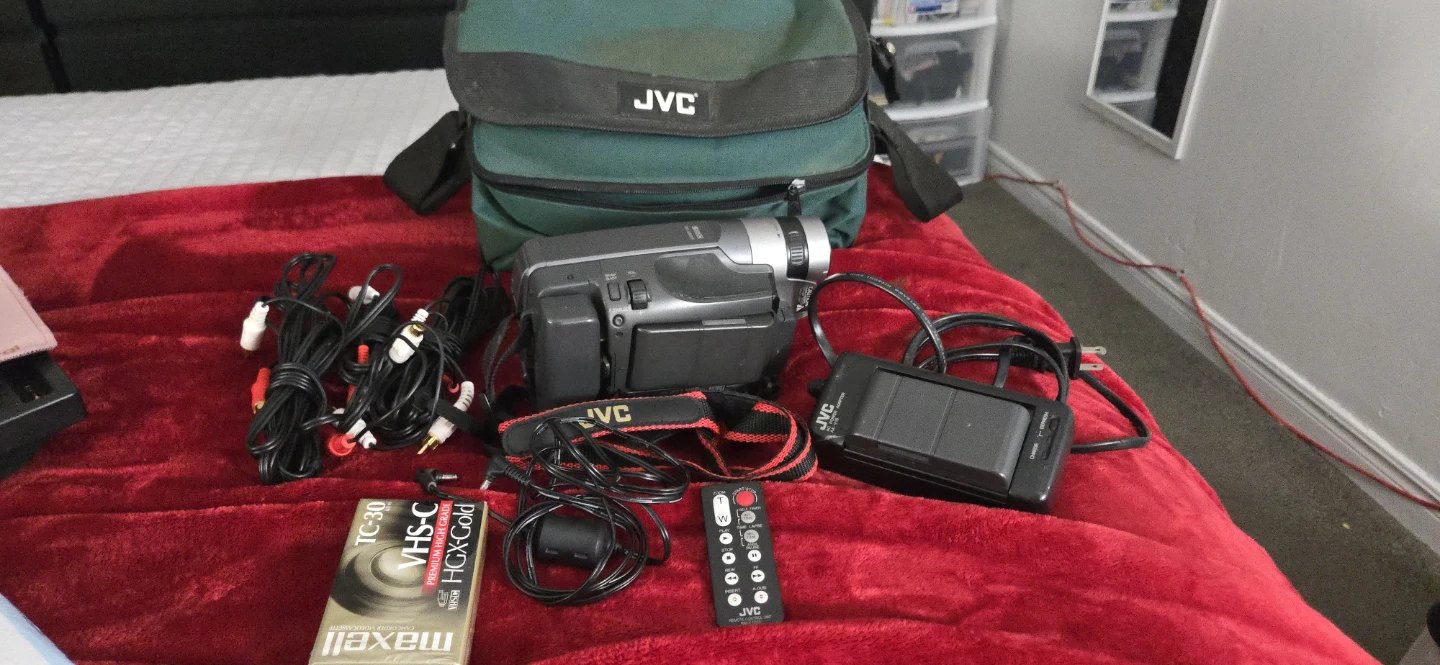 JVC. Video camera.