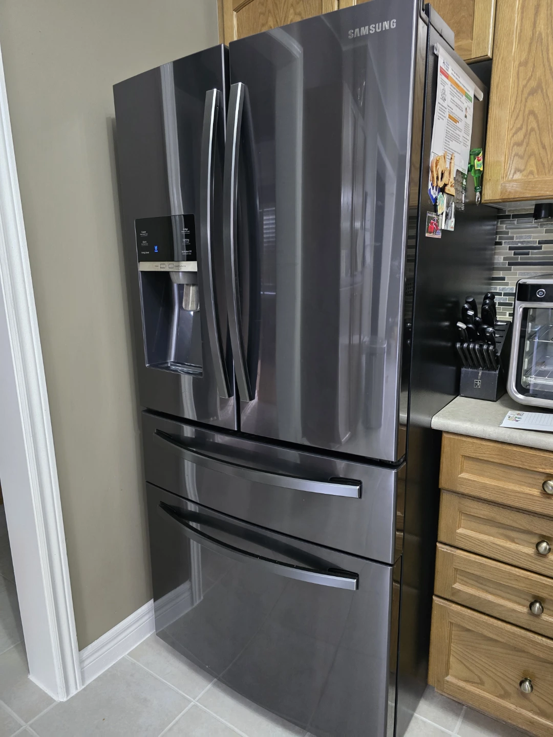 Samsung 33" 4-Door French Door Refrigerator