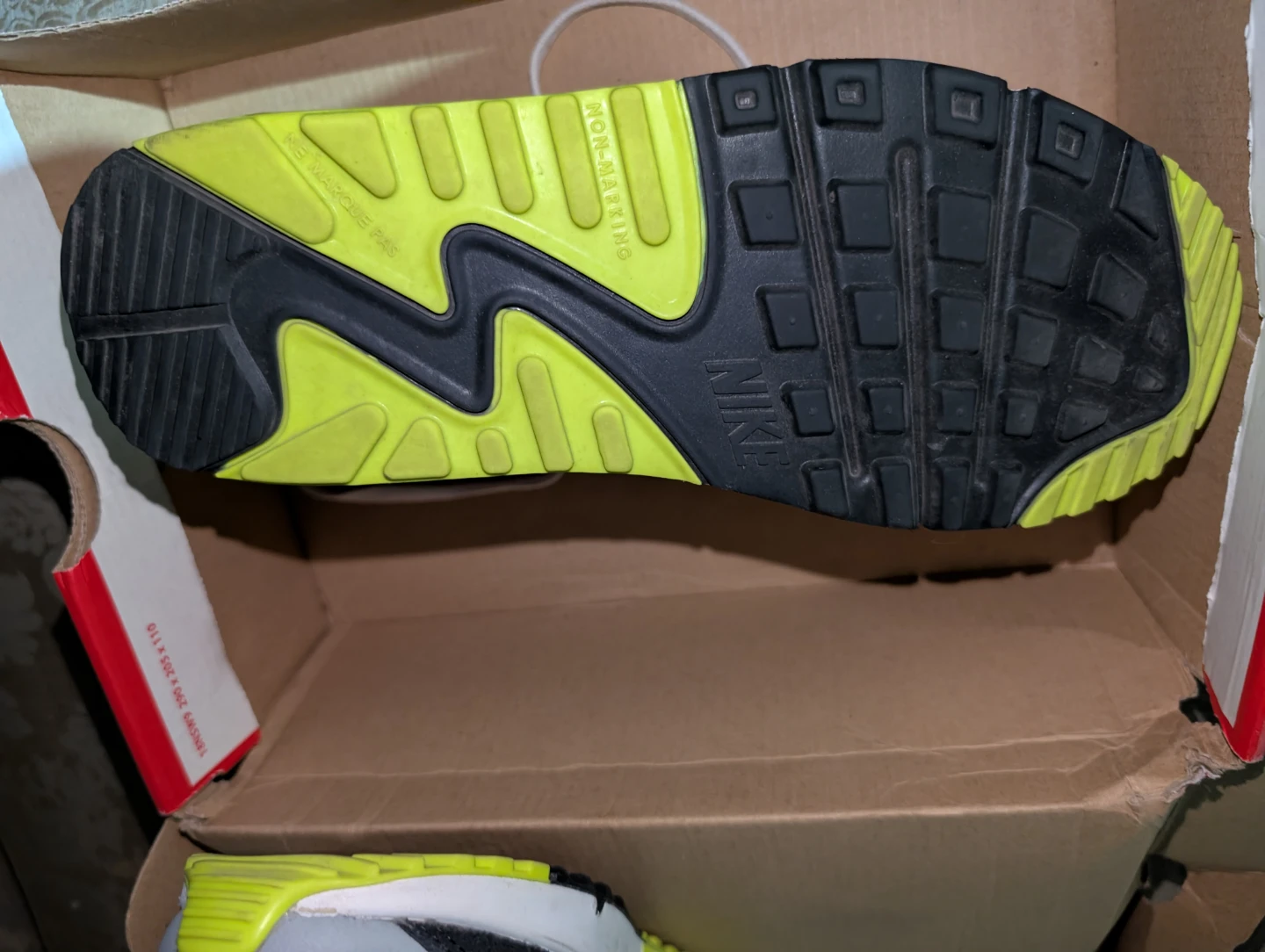 Nike Air Max 90 Youth Sneakers Size 6.5Y