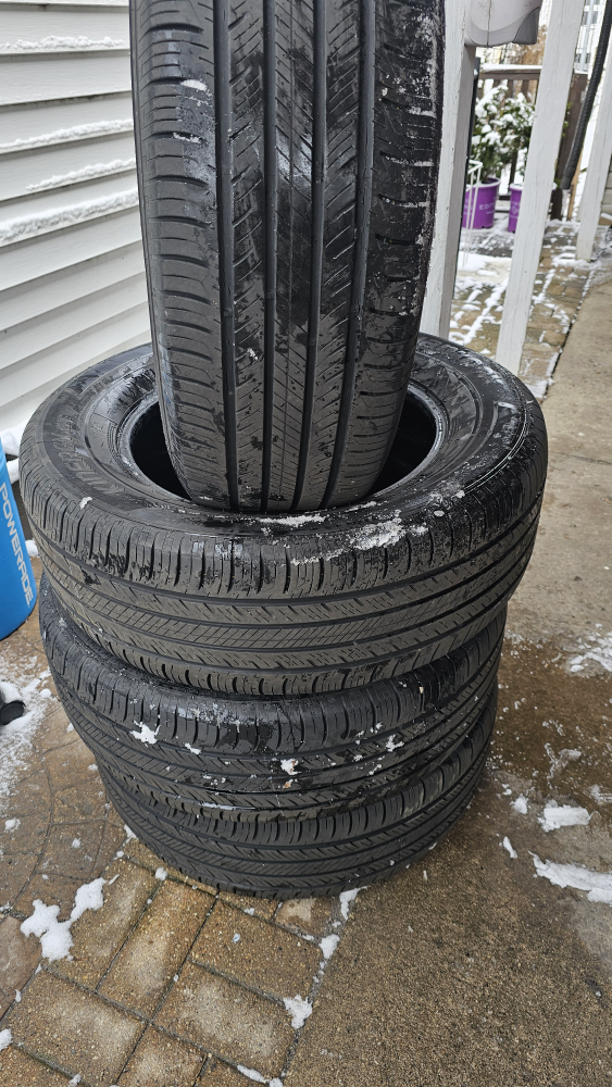 Hankook Tires - Set of 4 - photo 2