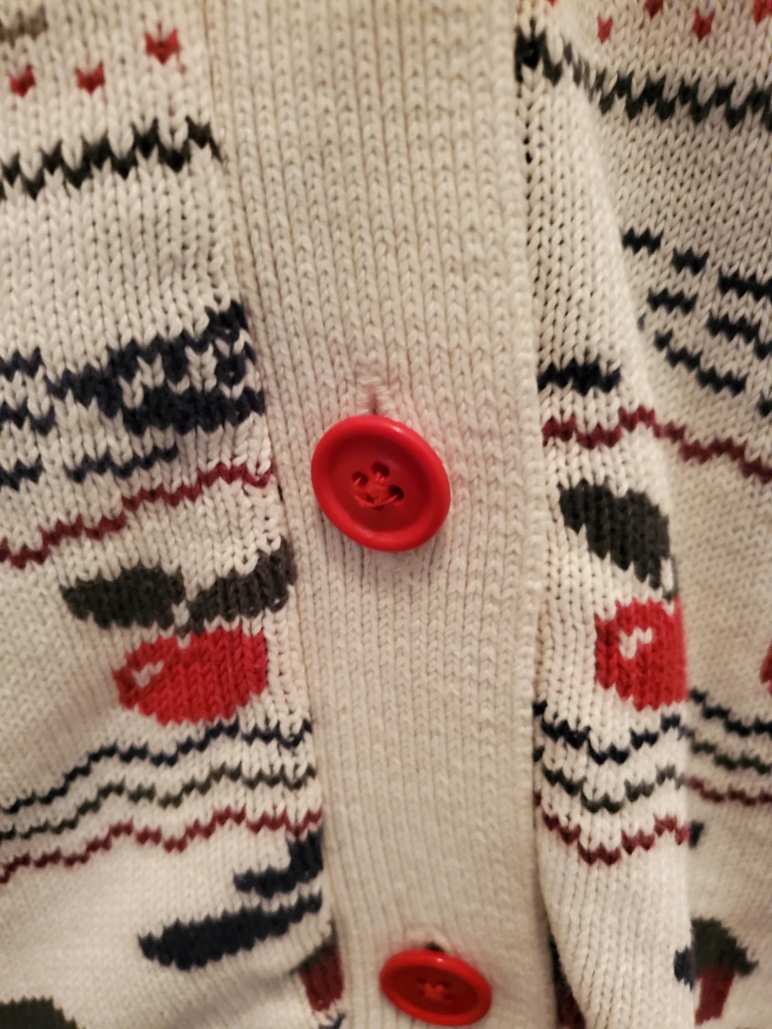 White Cardigan with Farmhouse Scene Pattern - photo 3