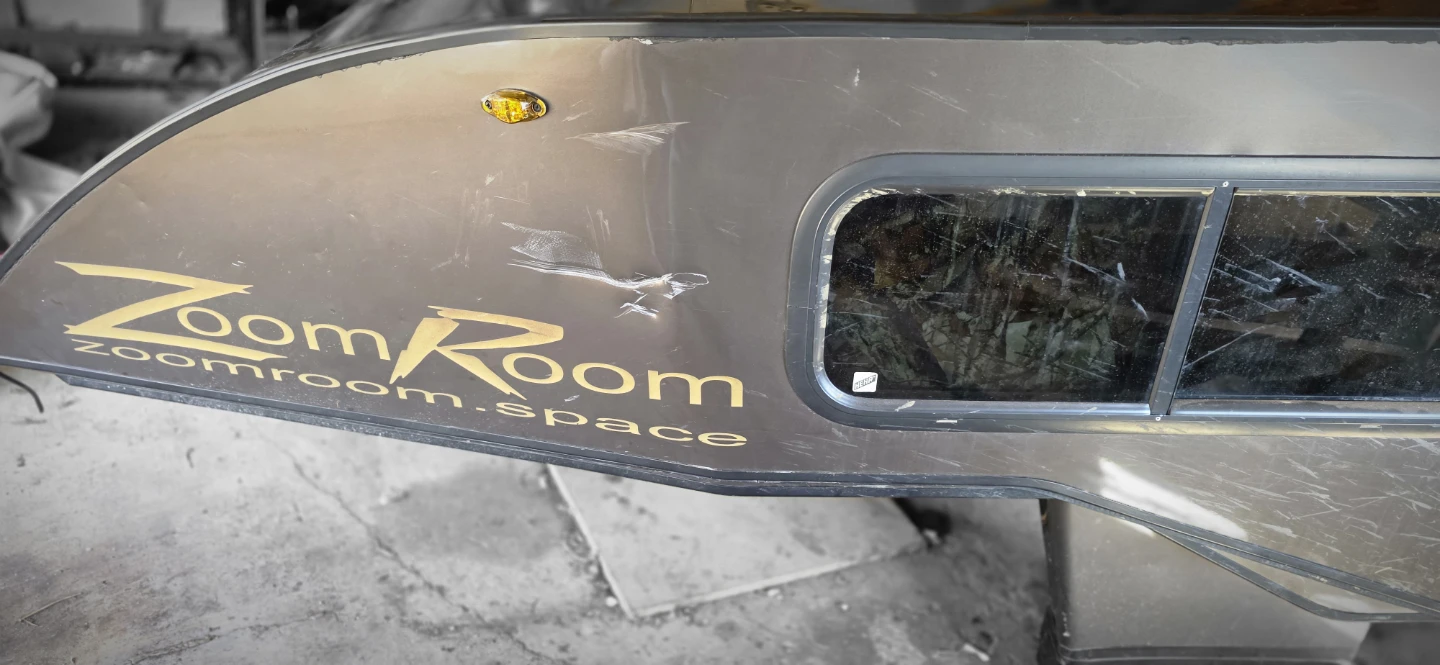 Zoom Room Truck Camper Shell - photo 4