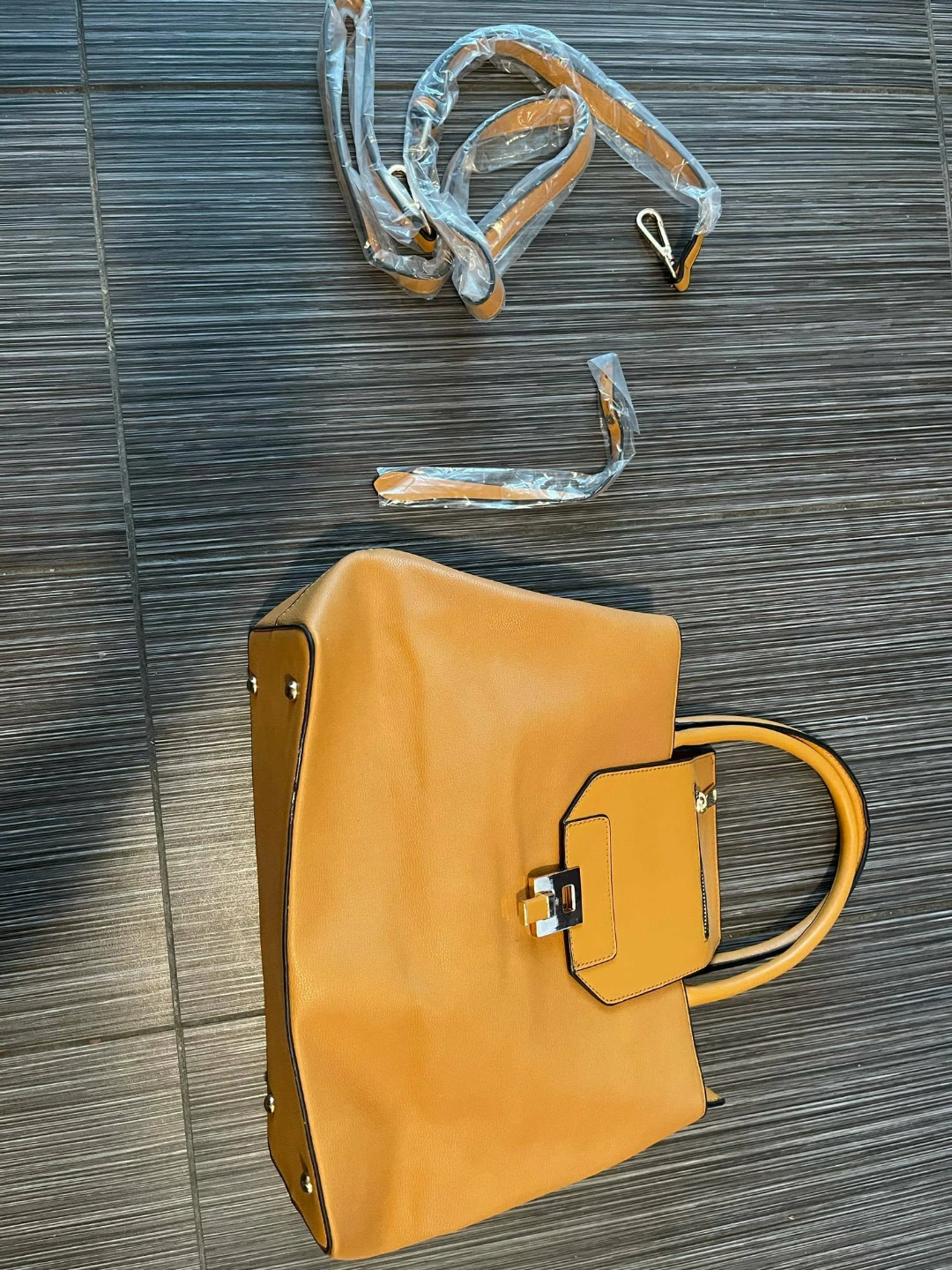 Yellow Faux Leather Tote Handbag with Shoulder Strap - photo 5