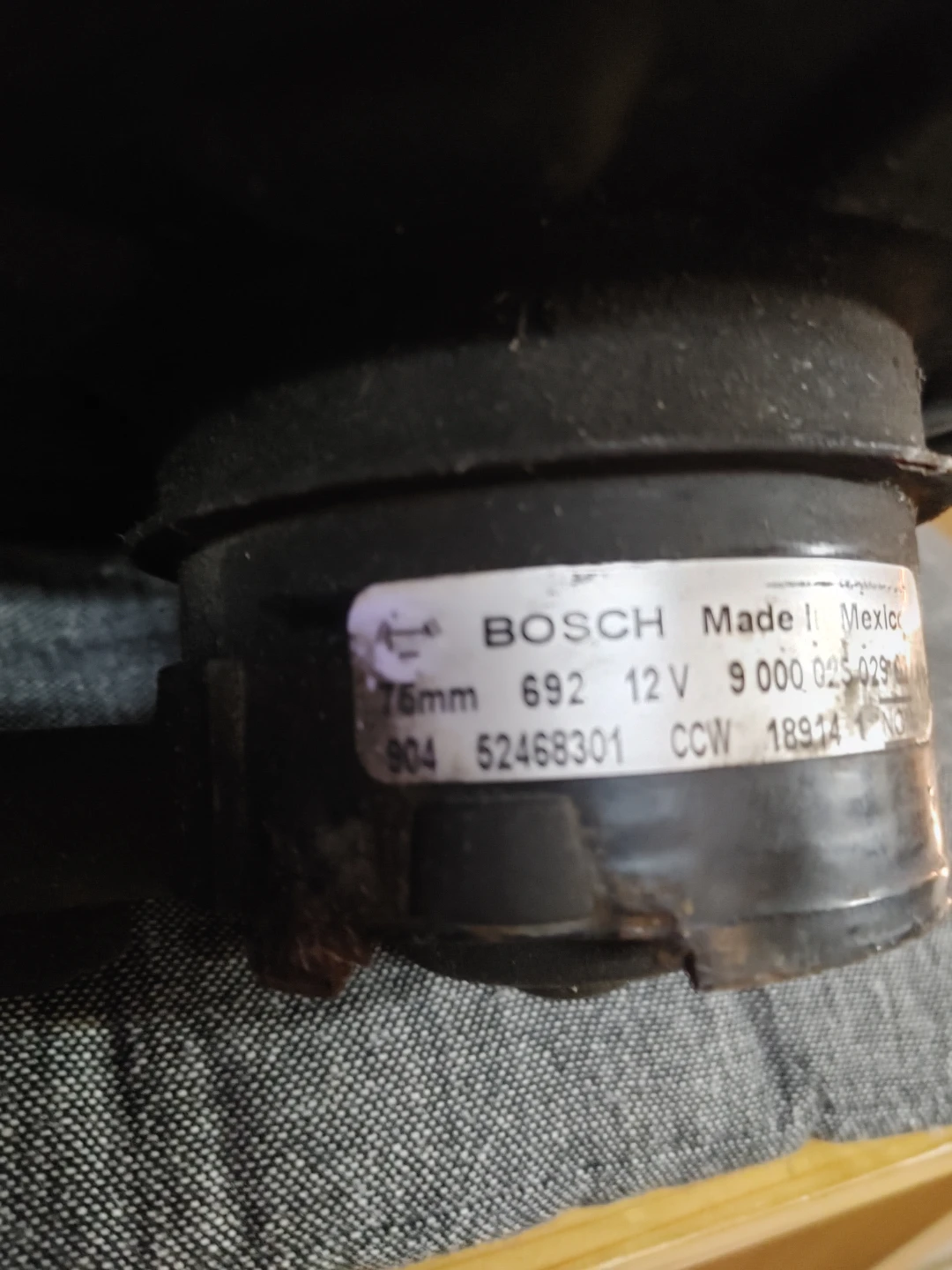 Bosch Blower Motor 12V - 1996 - 2002 Chevy/GMC express/Savana - photo 2