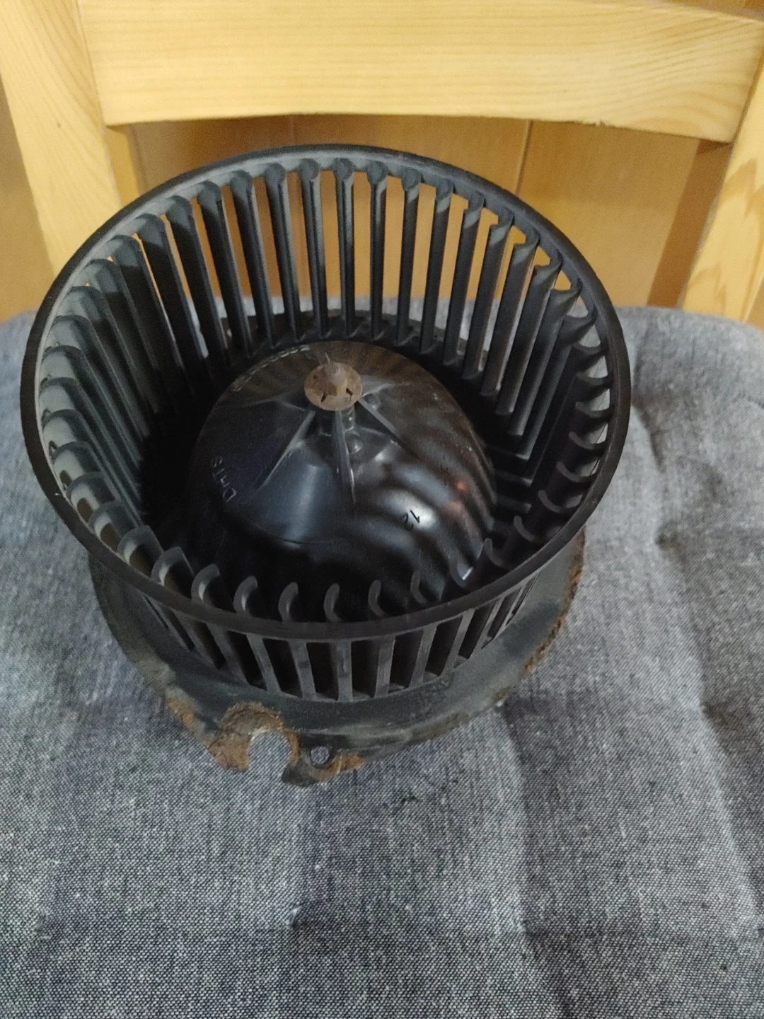 Bosch Blower Motor 12V - 1996 - 2002 Chevy/GMC express/Savana - photo 3