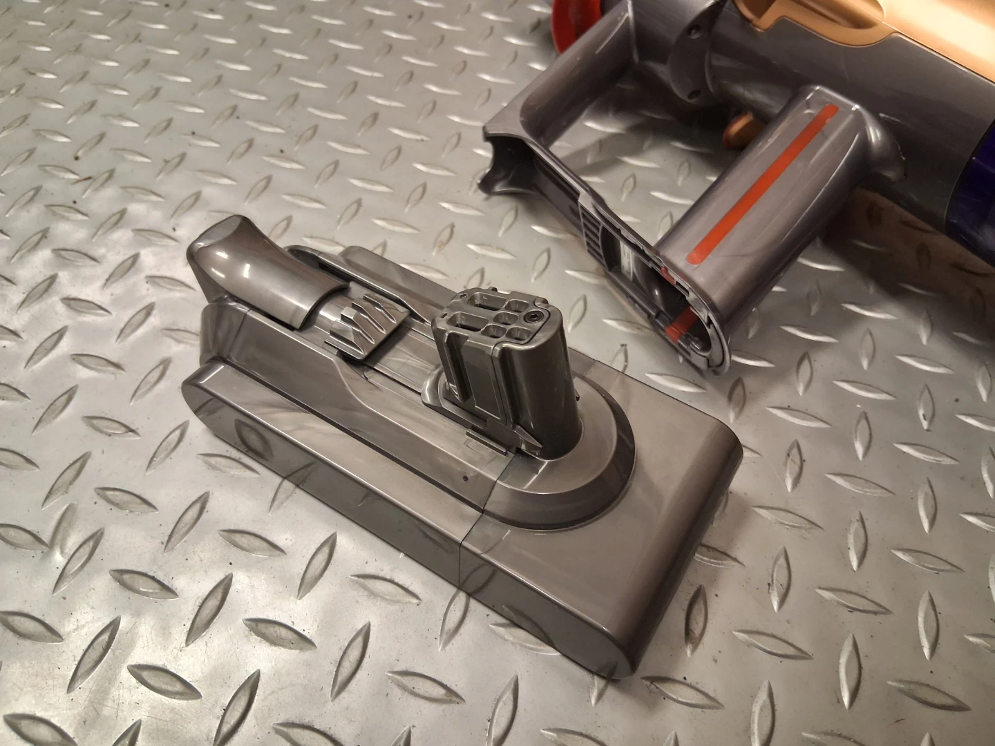 Dyson V11 Cordless Vacuum Cleaner - photo 5