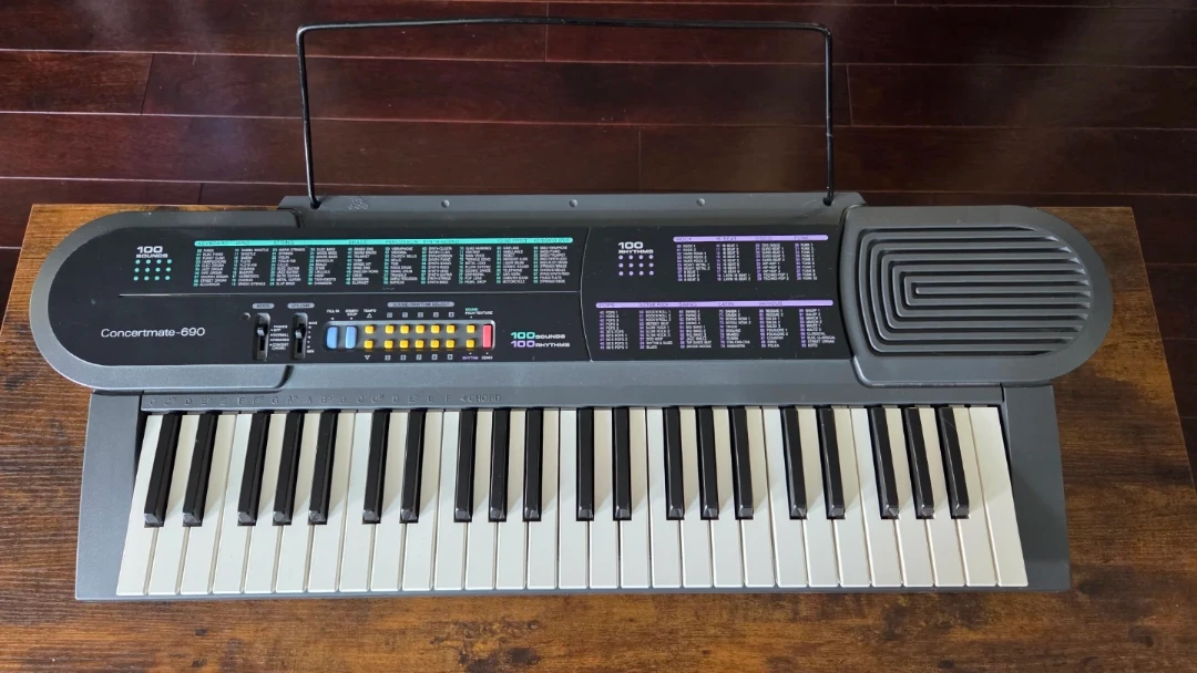 Radioshack Concertmate 690 Keyboard piano