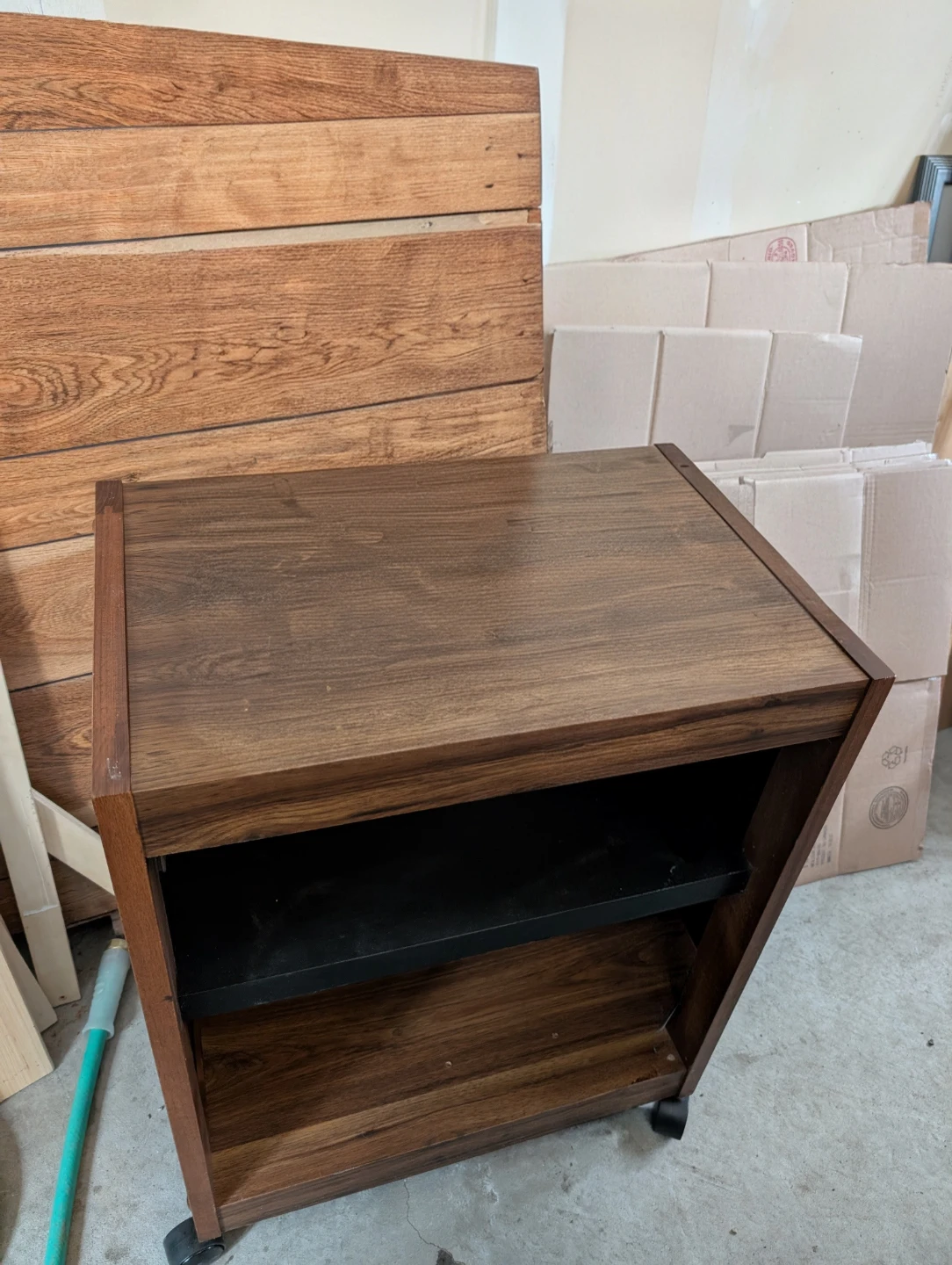 Shelve Cabinet with wheels 🧡