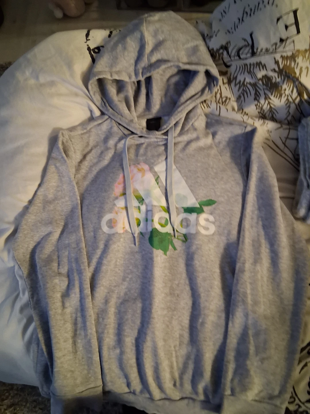 Adidas sweater