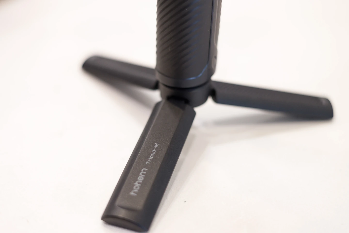 Hohem iSteady M6 Mobile Plus Gimbal Stabilizer - photo 3