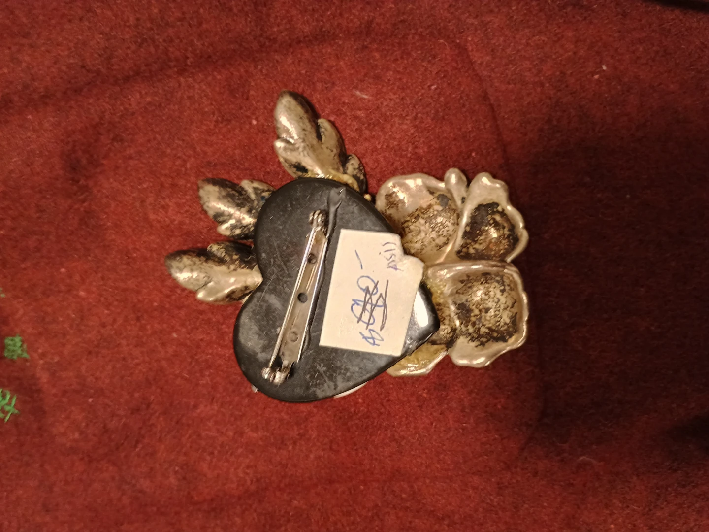 Vintage Brooch with Flower and Face Design - photo 3