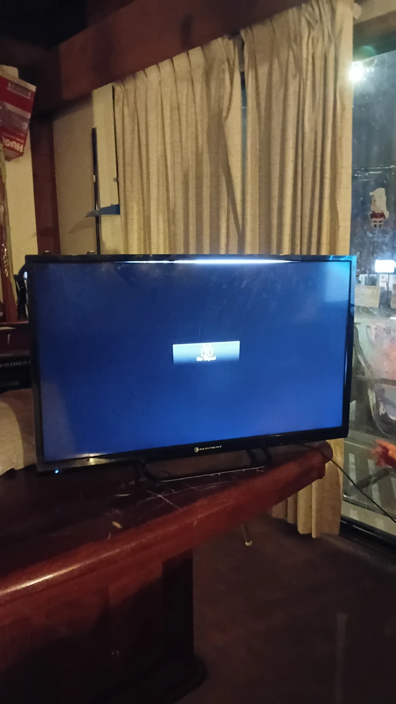 Element Electronics TV - photo 5