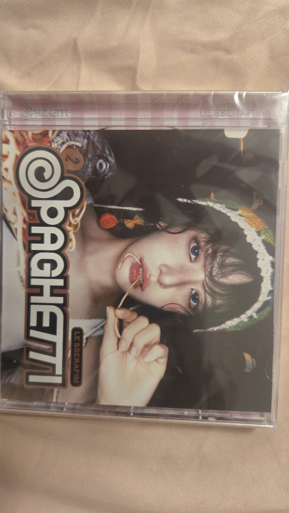 LE SSERAFIM SPAGHETTI CD