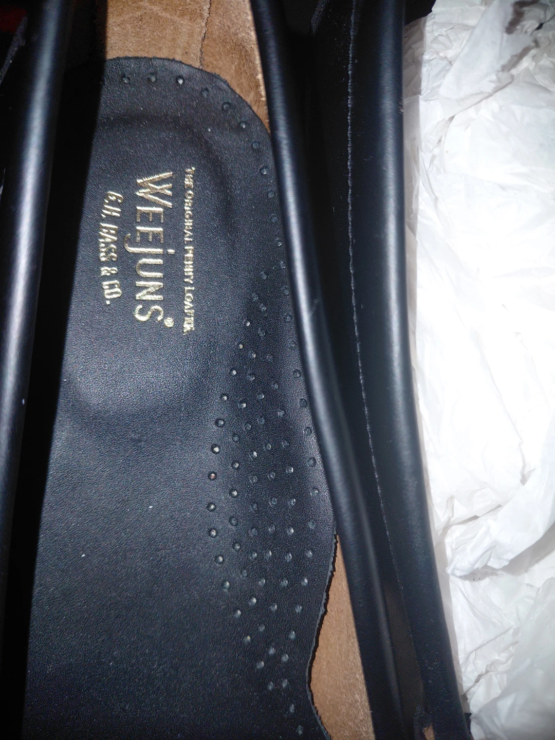 G.H. Bass & Co. Weejuns Black Leather Penny Loafers - photo 3