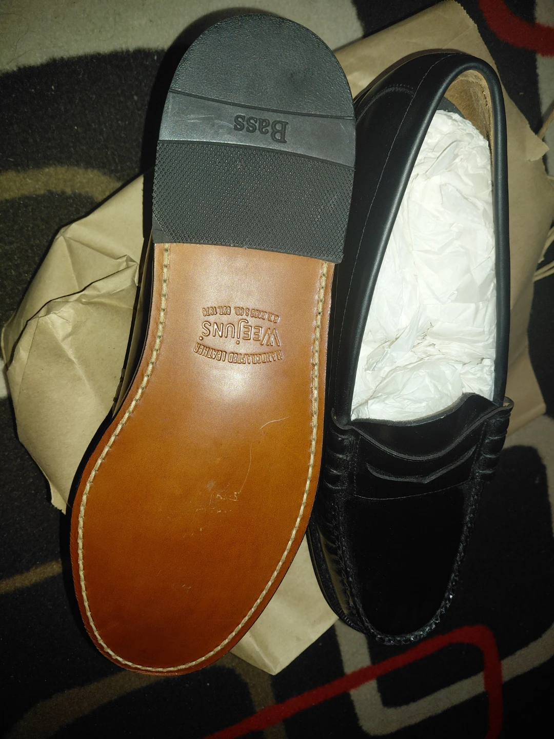G.H. Bass & Co. Weejuns Black Leather Penny Loafers - photo 5