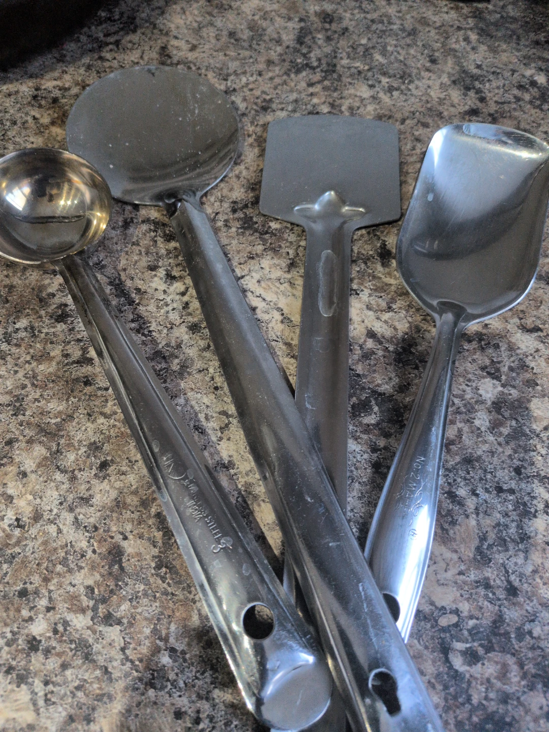 Set of 4 Stainless Steel Kitchen Utensils