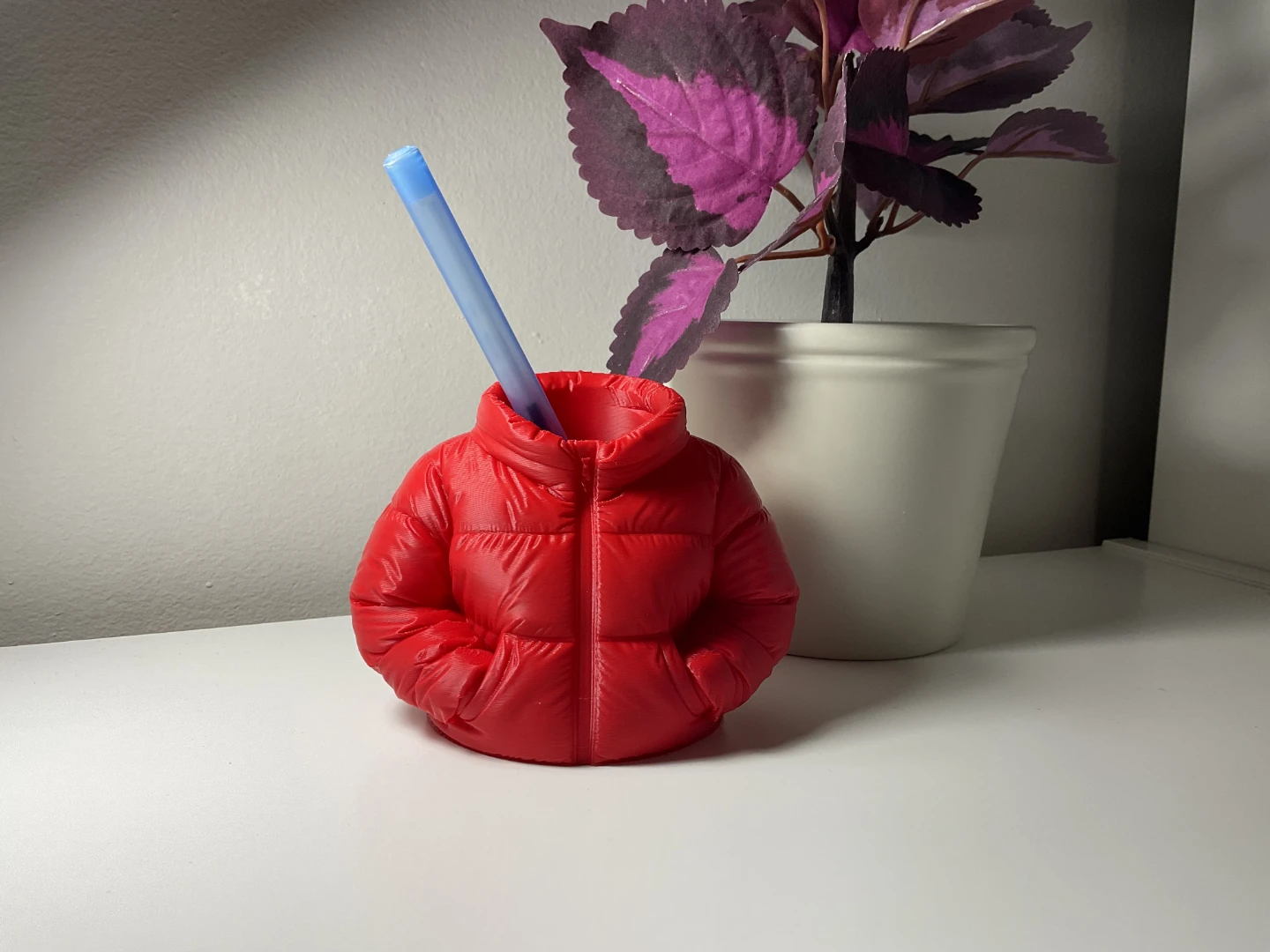3D printed Puffer Jacket Pen Holder/Desk Organizer